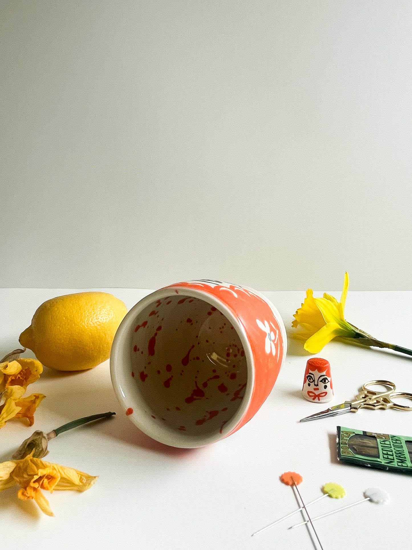Pin cushion tumbler