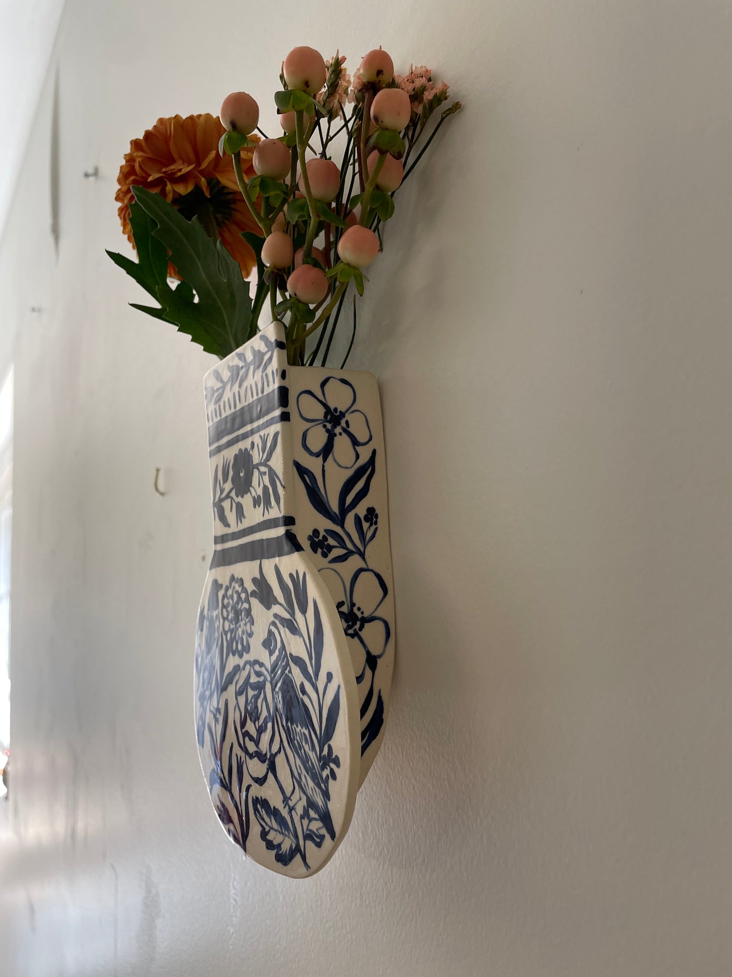 Wall Vase-glossy