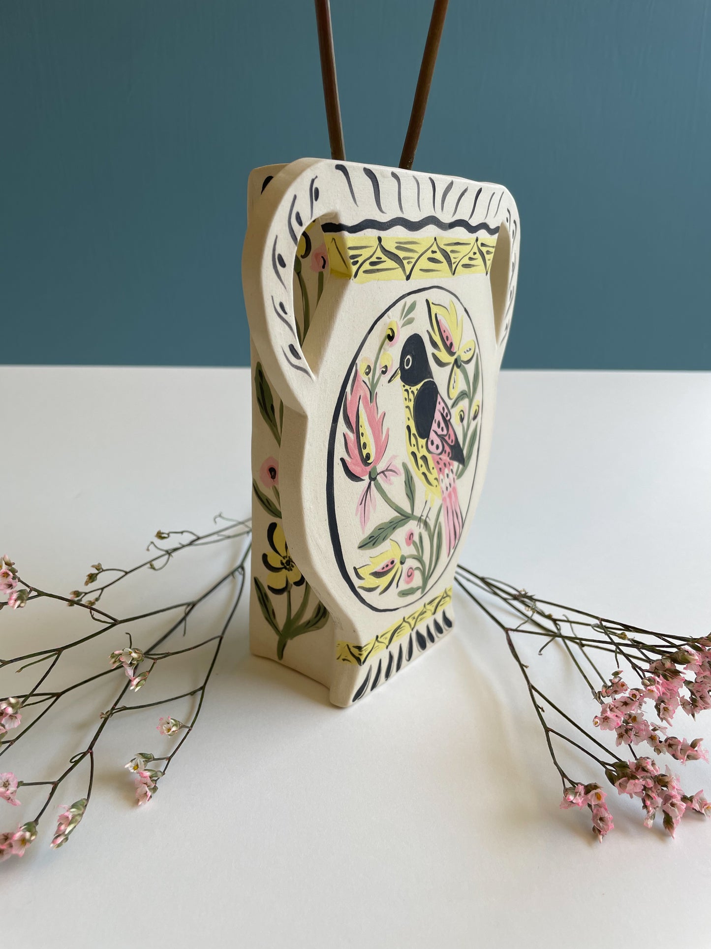 Wall and table vase