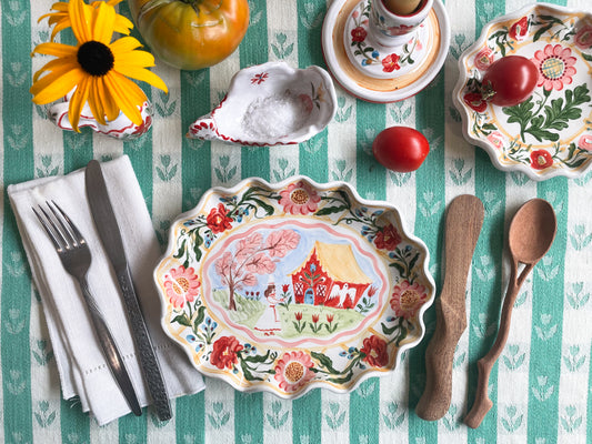 Fluted folk scene platter