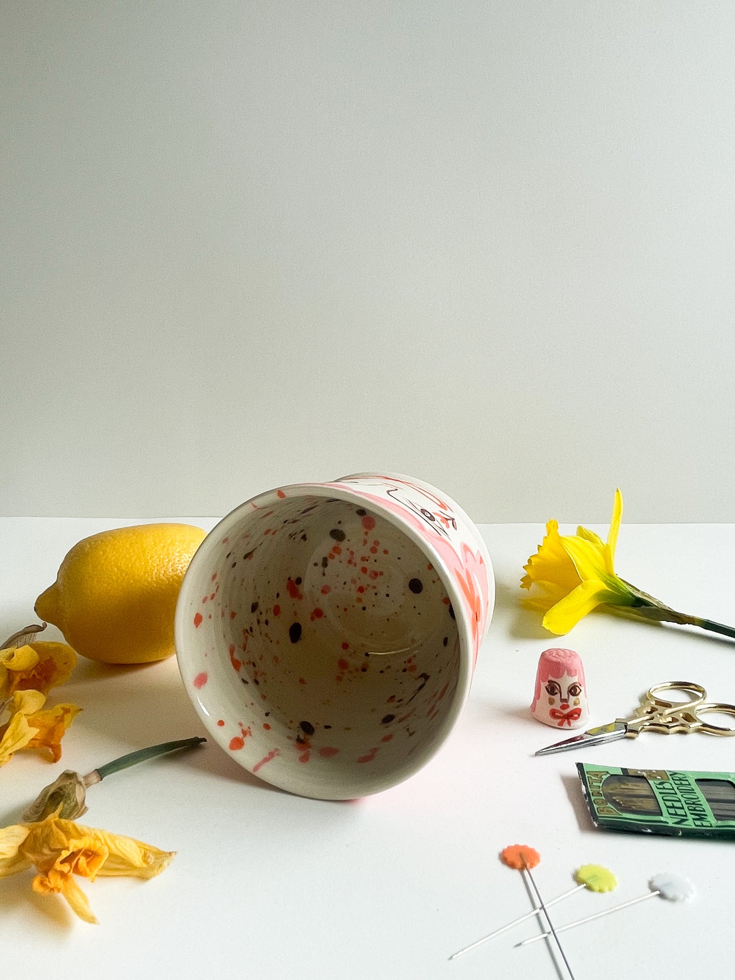 Pin cushion tumbler