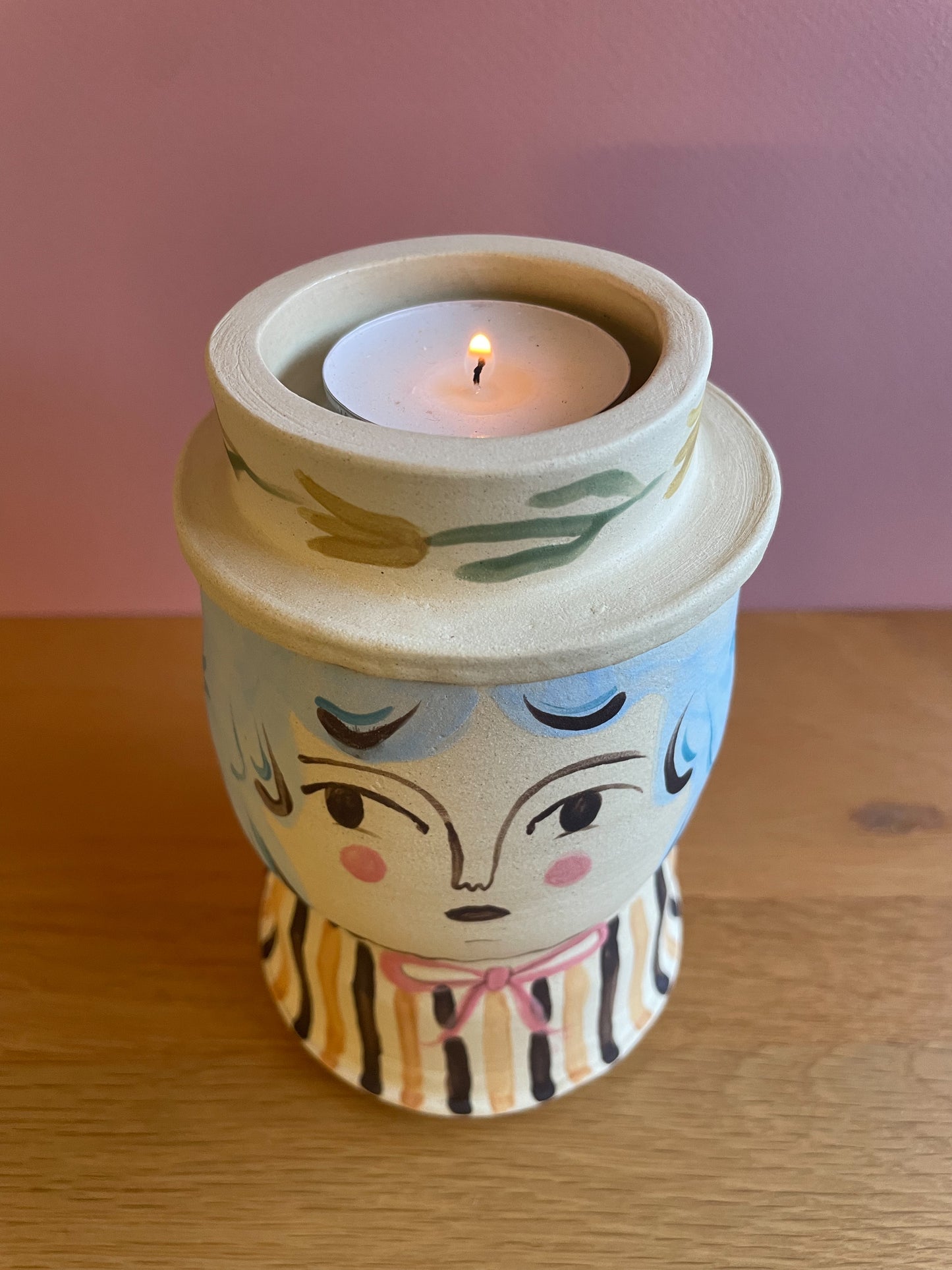 Flower head jar *seconds*
