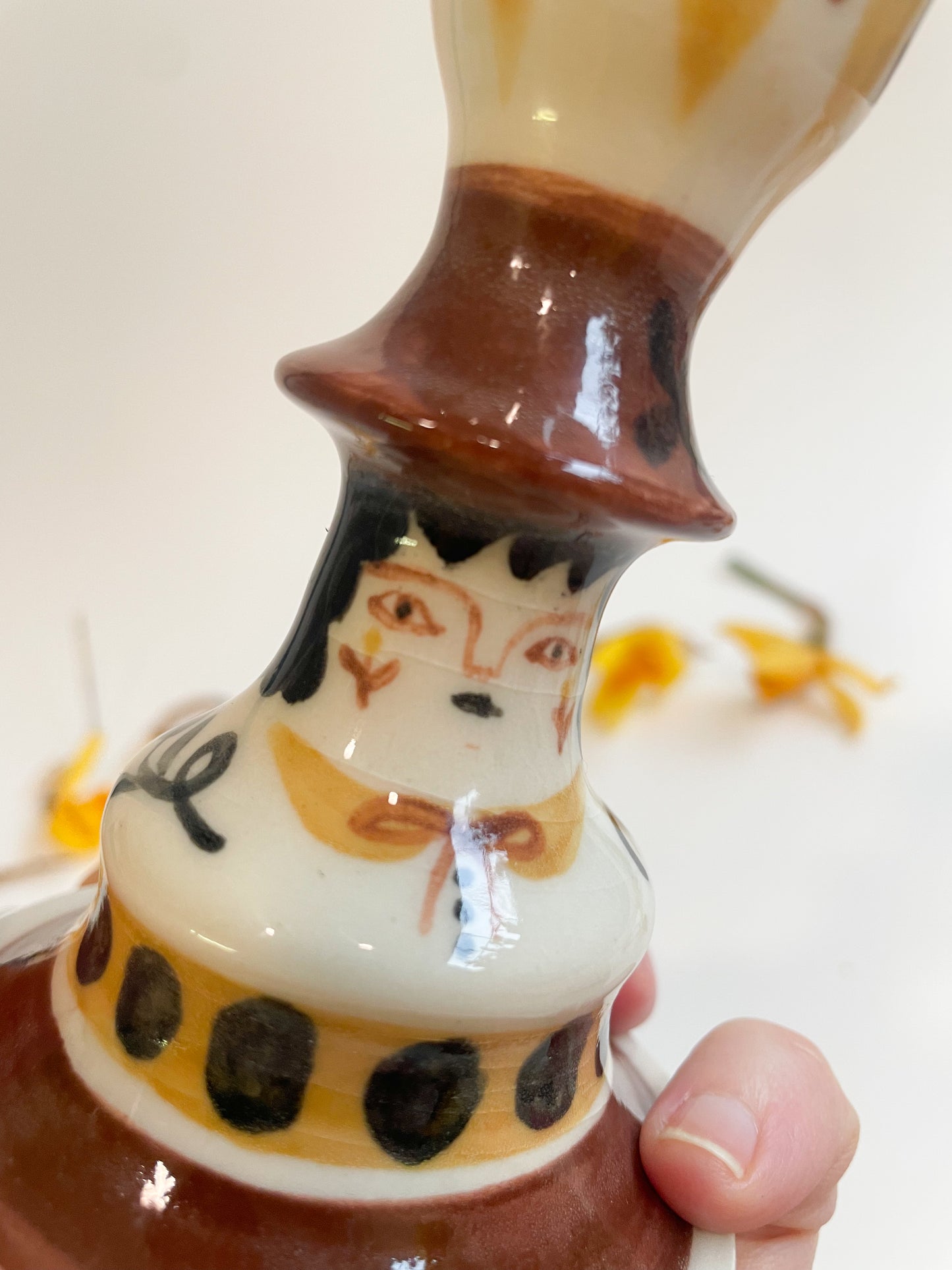 Folk people candlestick *seconds