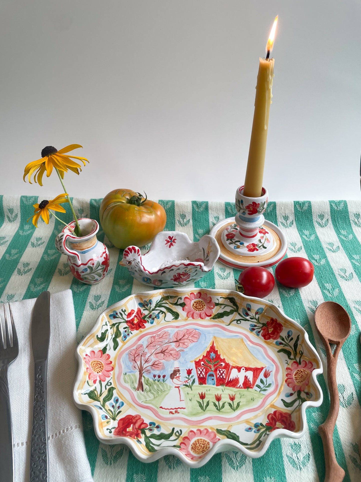 Fluted folk scene platter