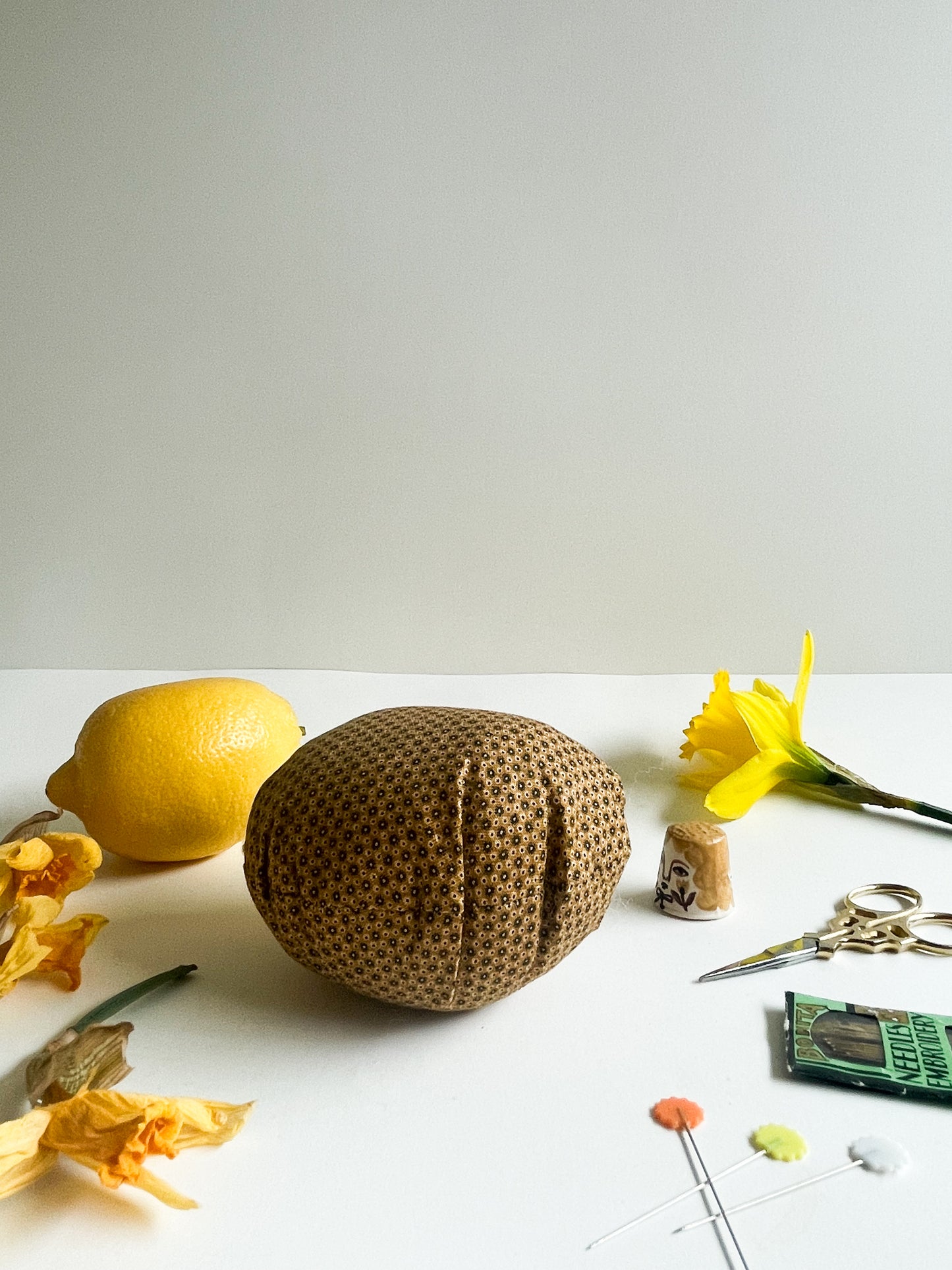 Pin cushion tumbler-glossy