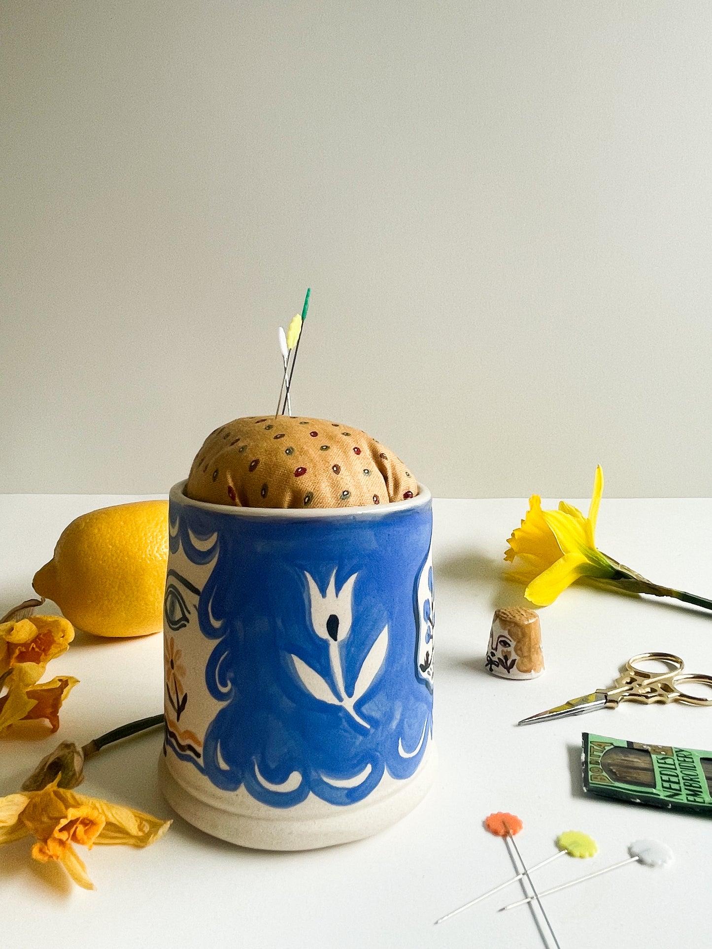 Pin cushion tumbler