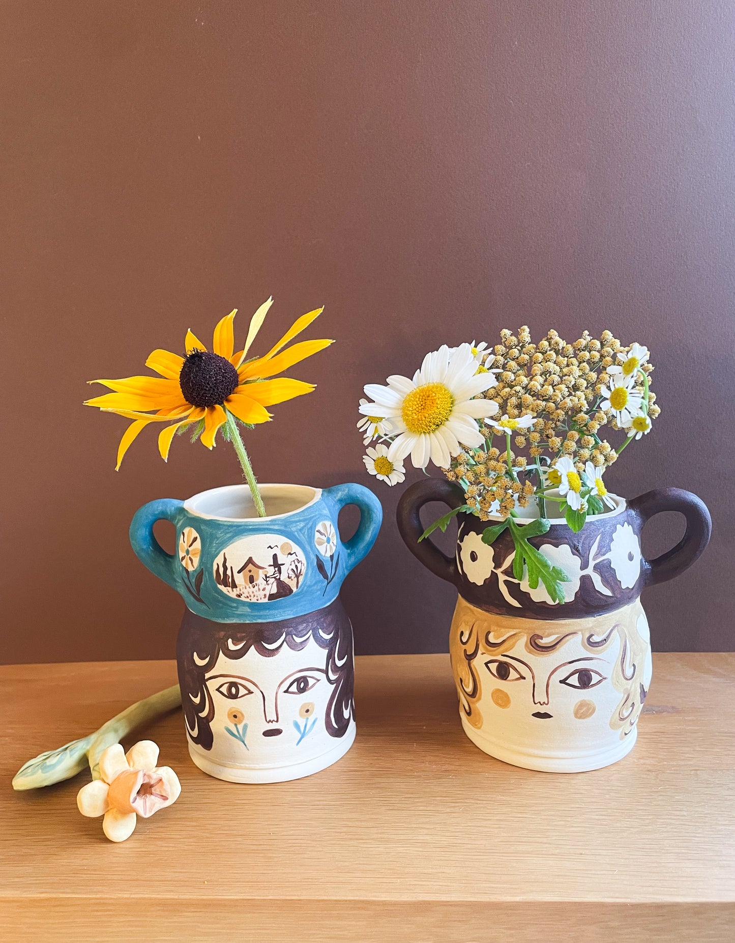 Pot head vase