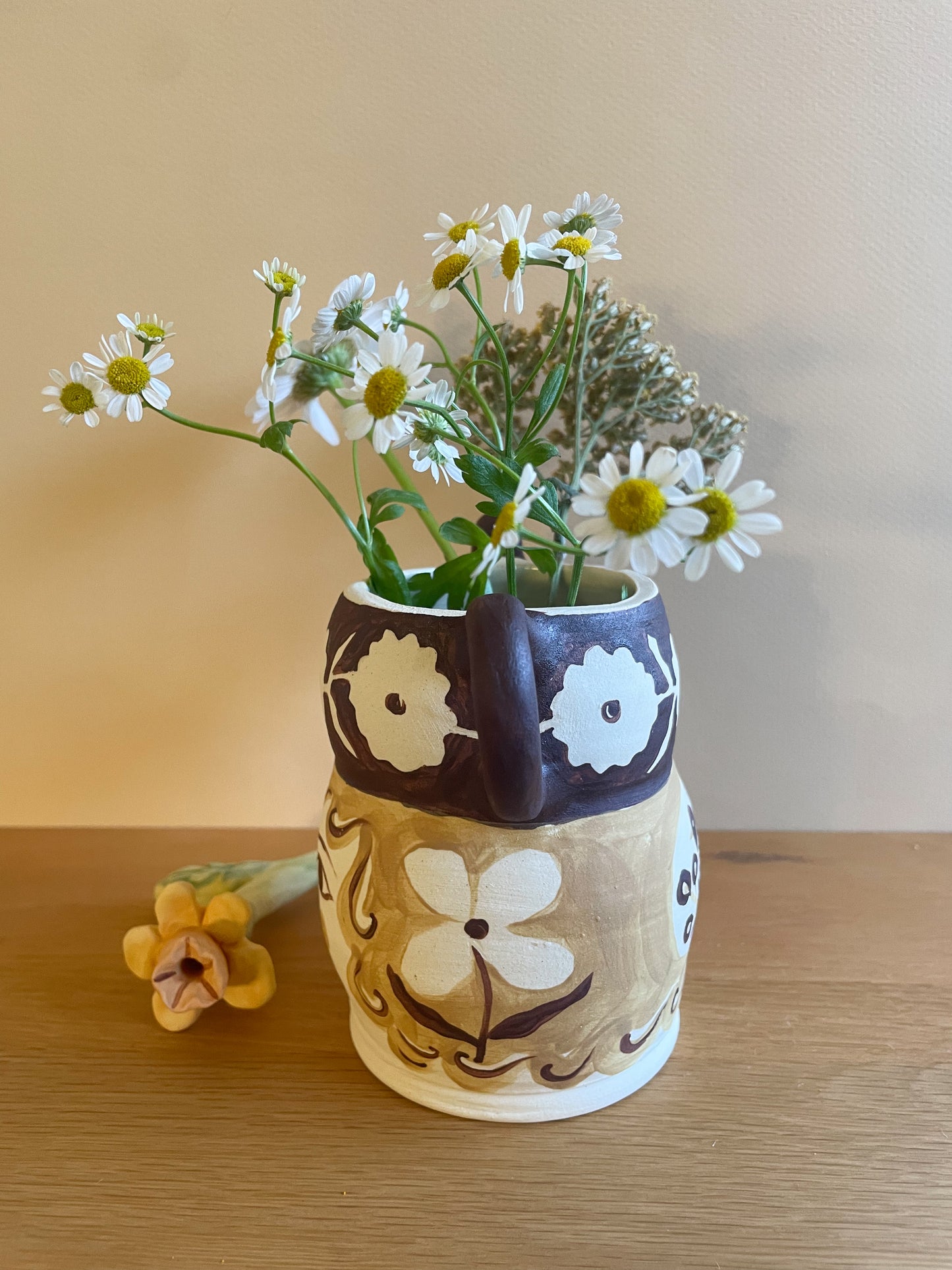 Pot head vase