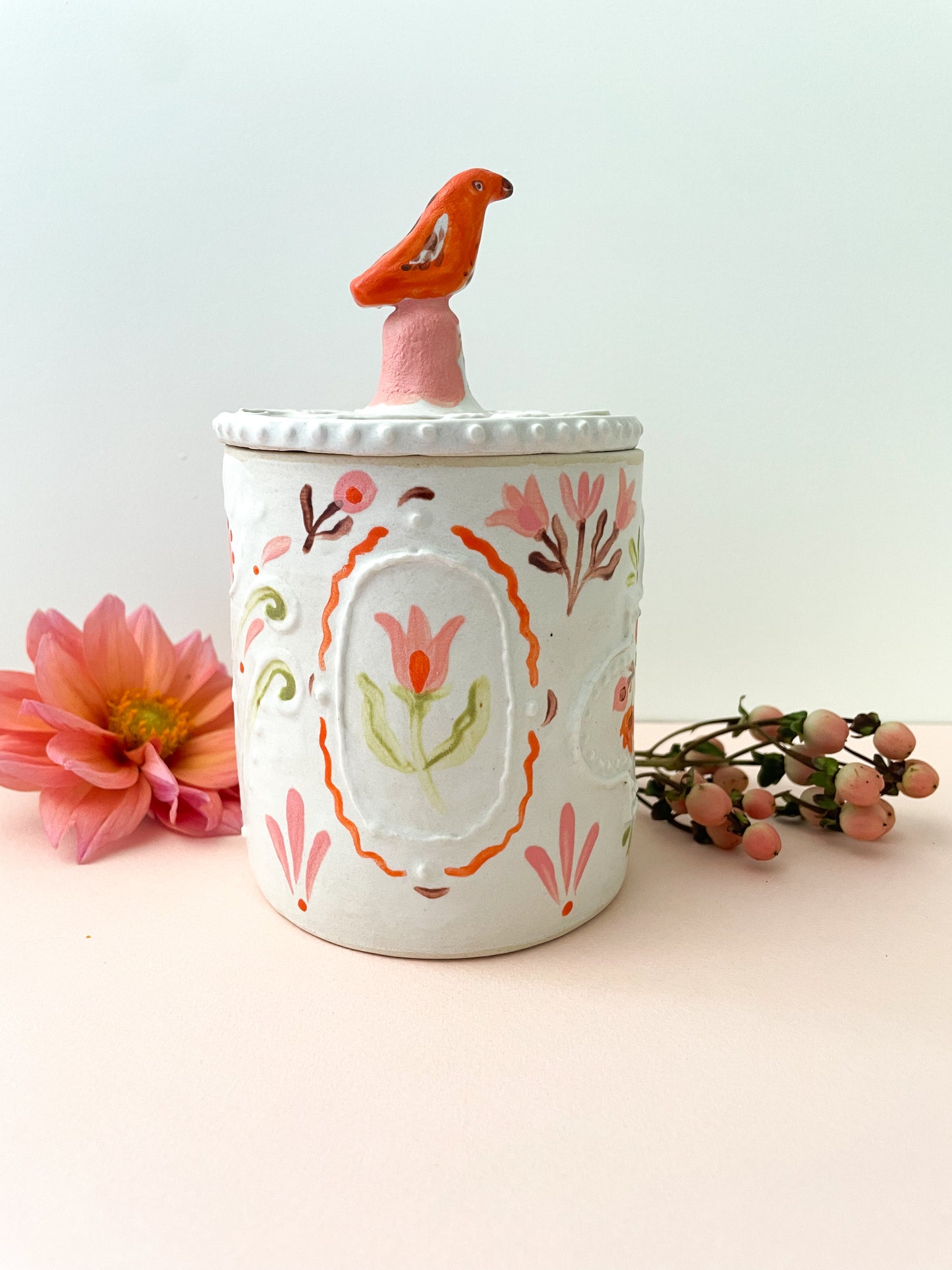 Majolica folk jar