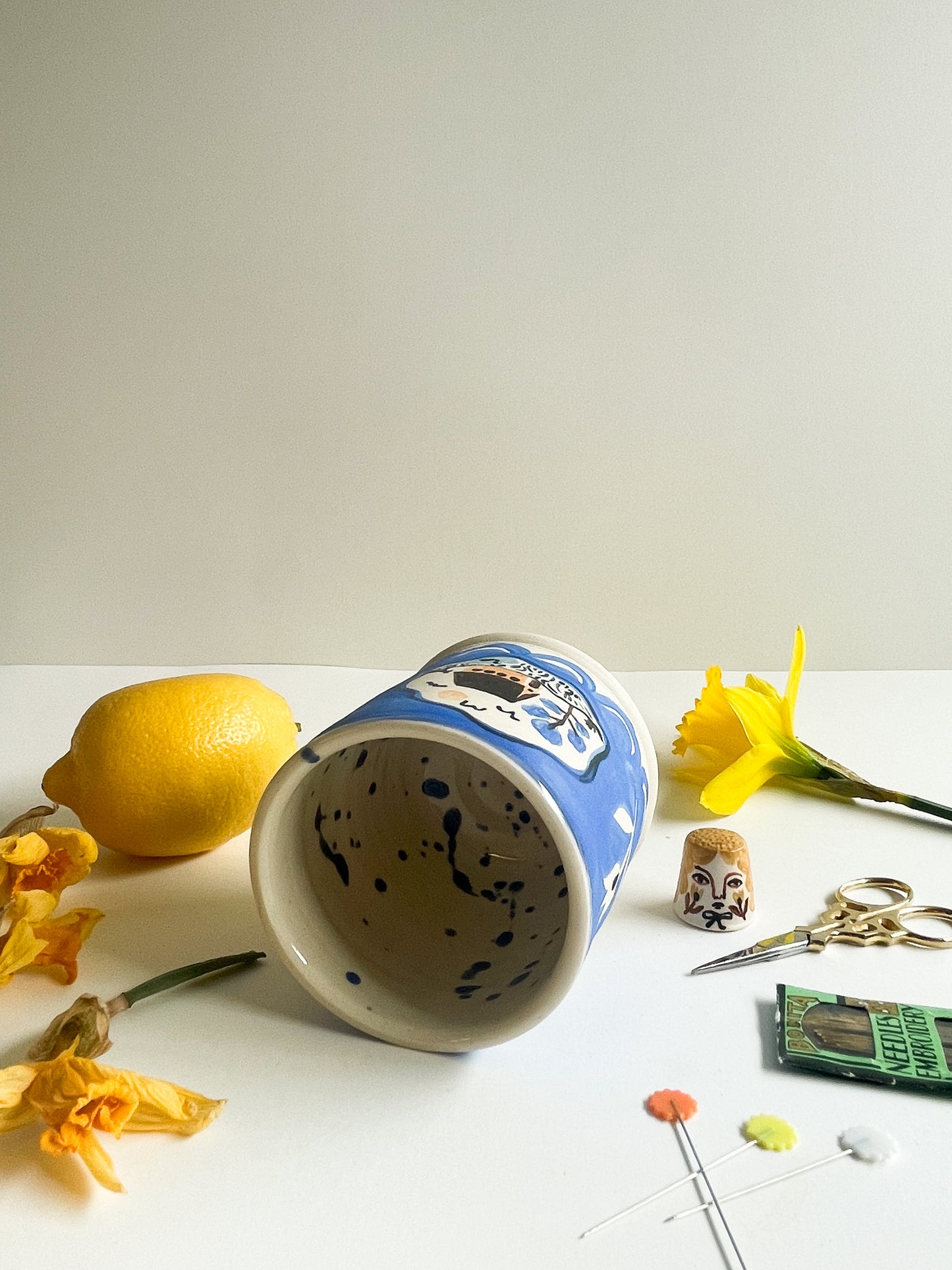 Pin cushion tumbler