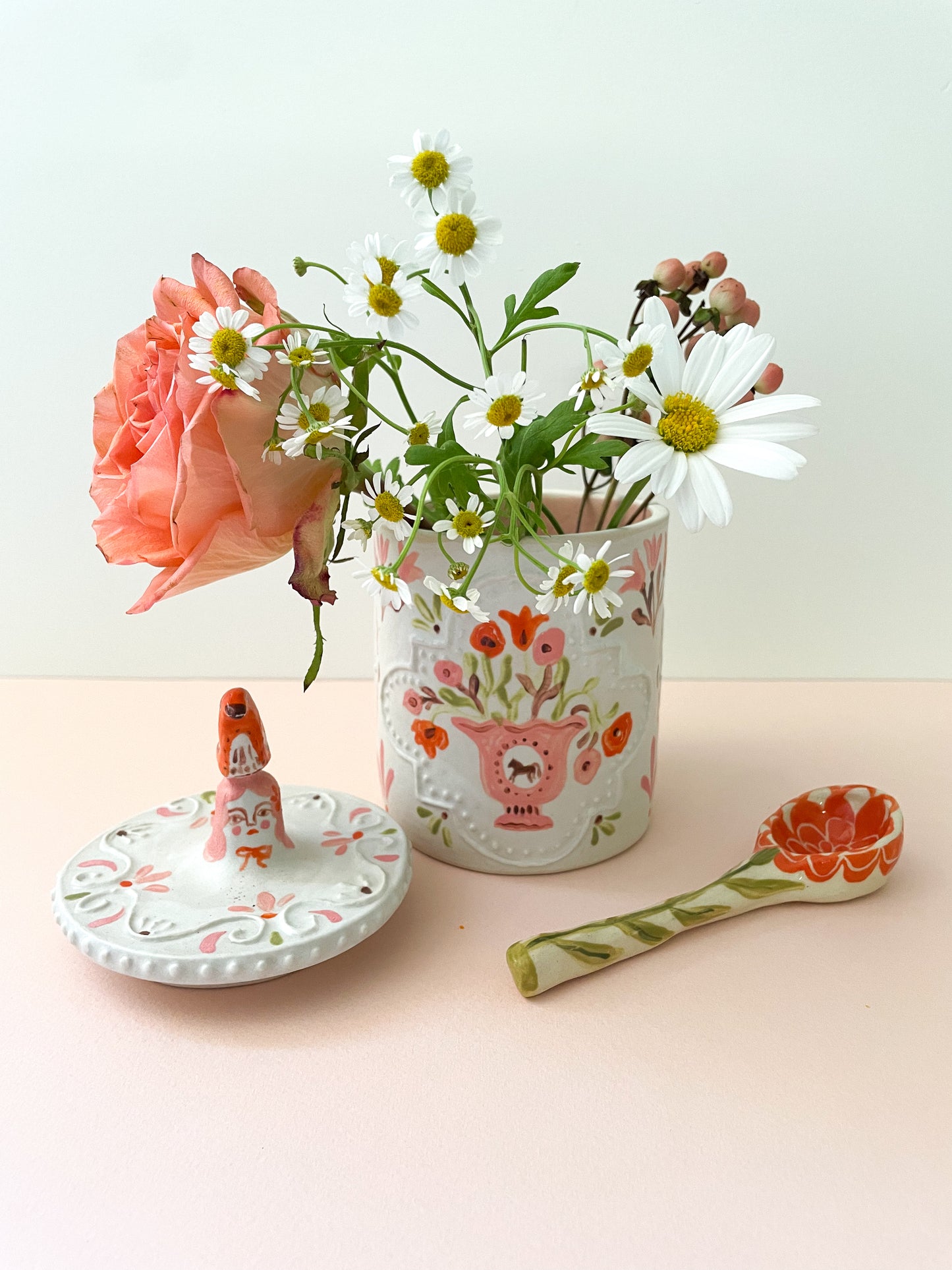 Majolica folk jar
