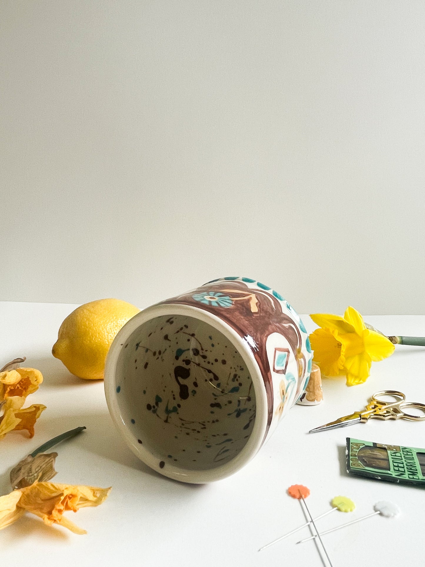 Pin cushion tumbler-glossy