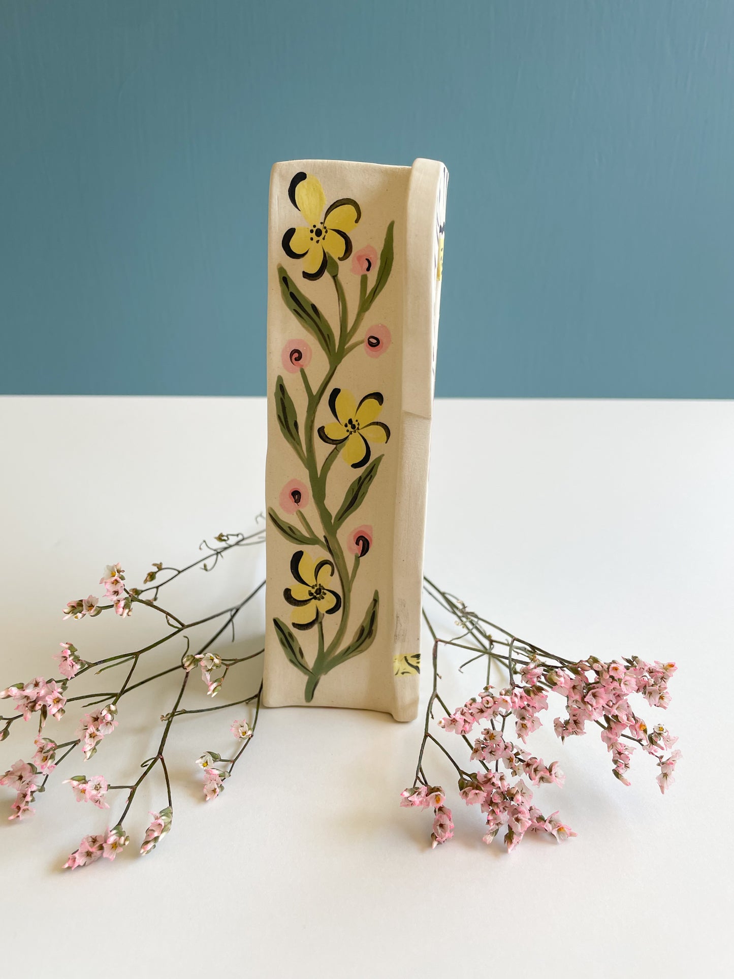 Wall and table vase