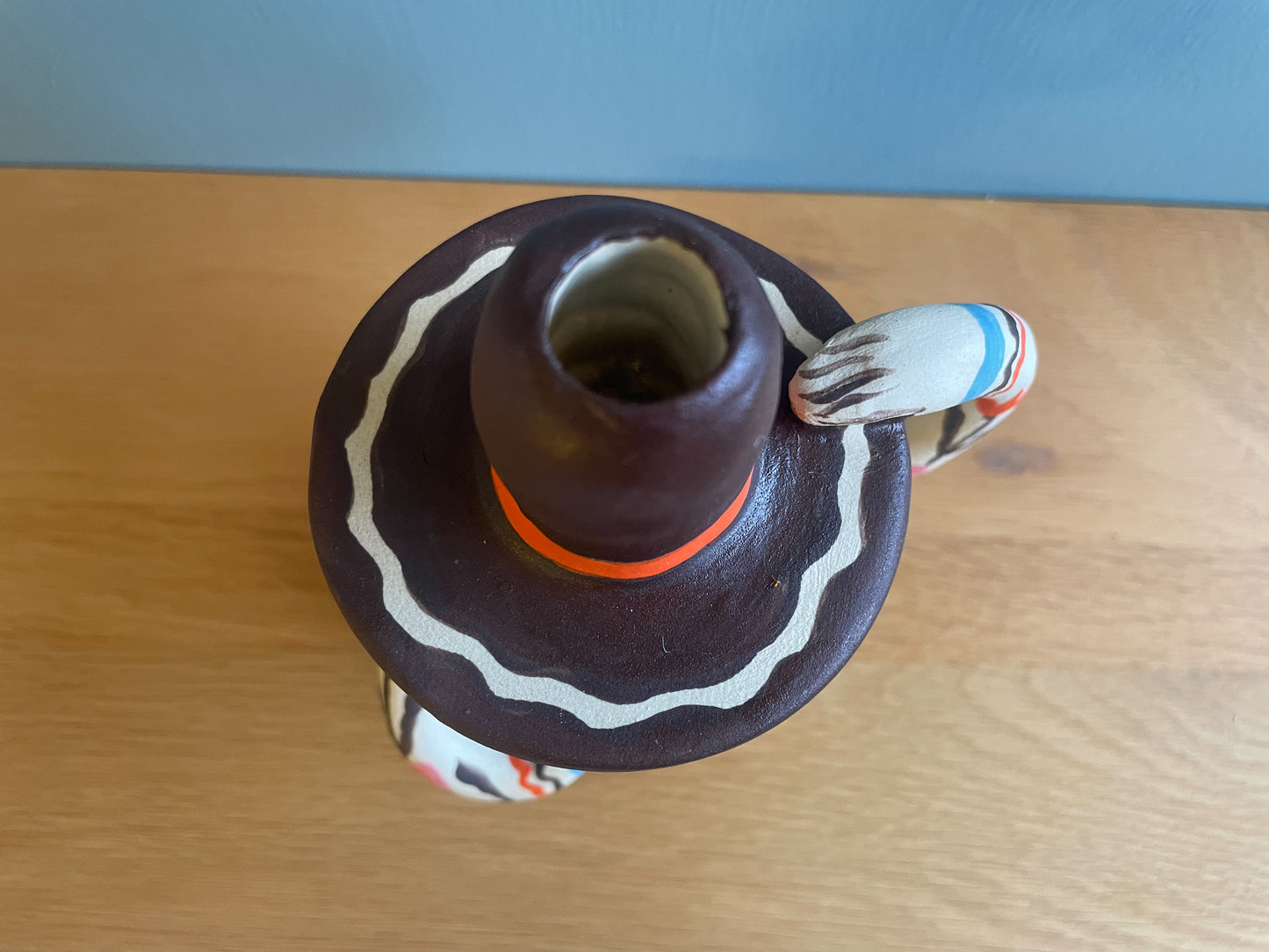 Folk People vase sculpture