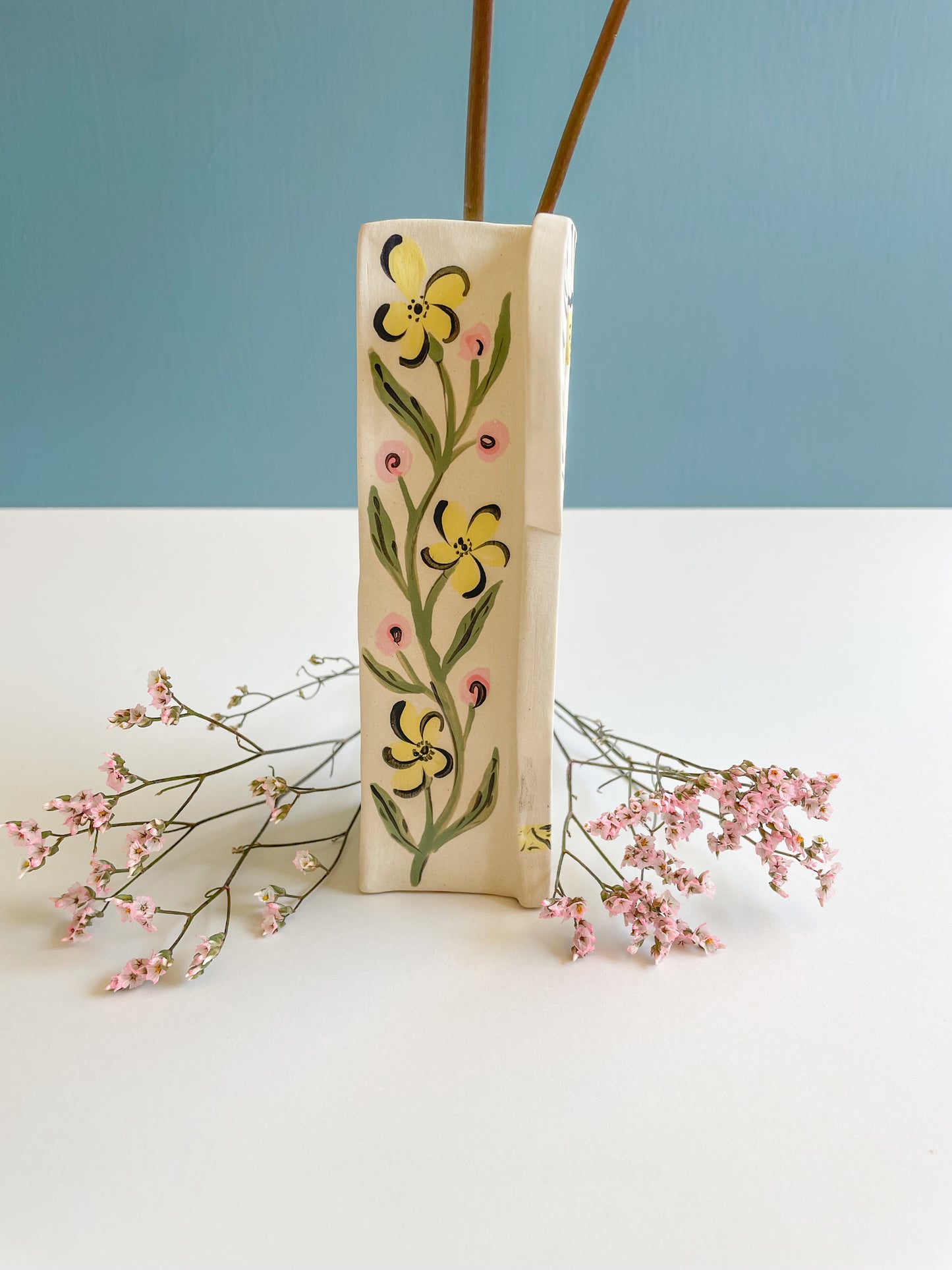 Wall and table vase
