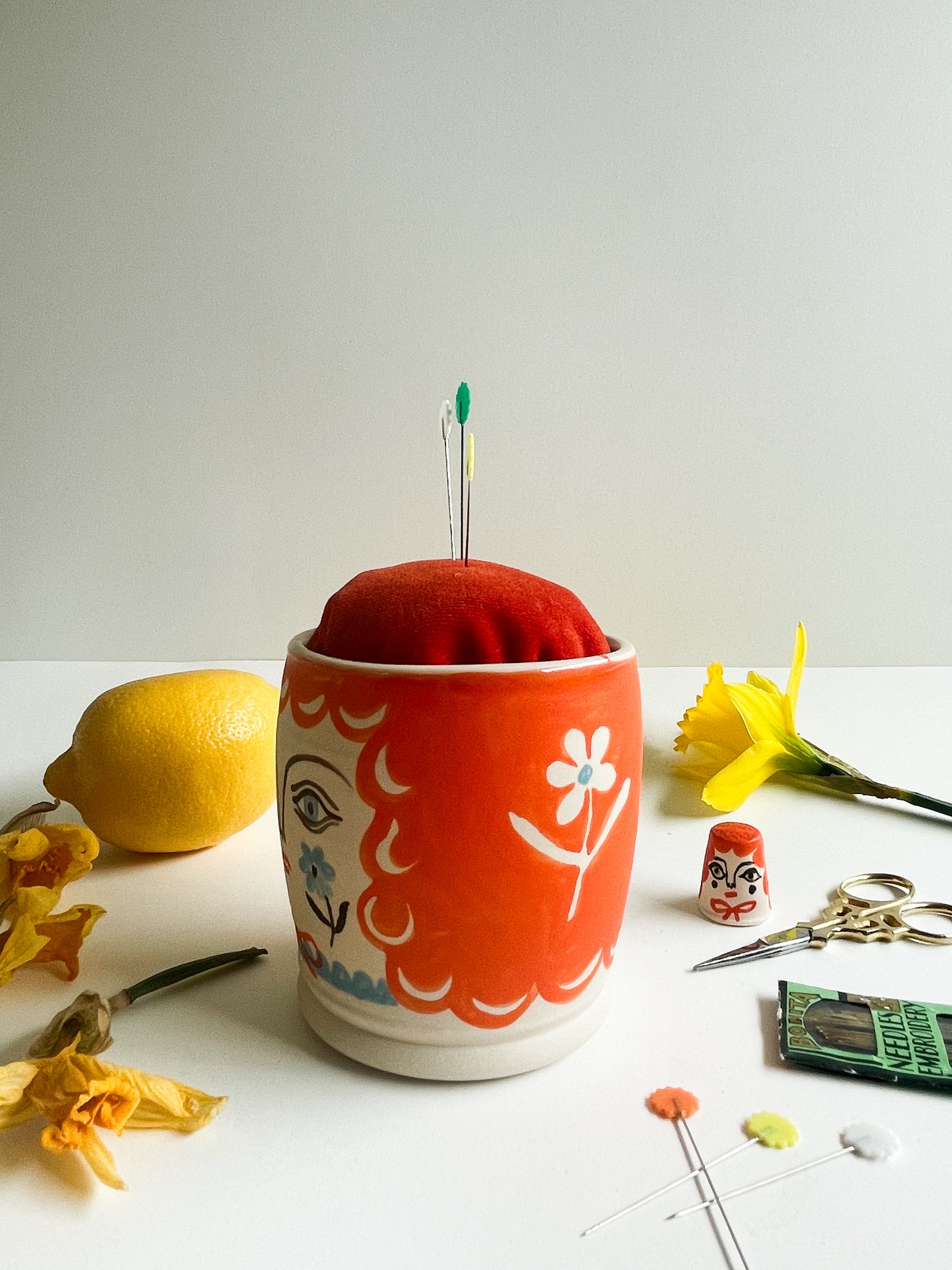 Pin cushion tumbler