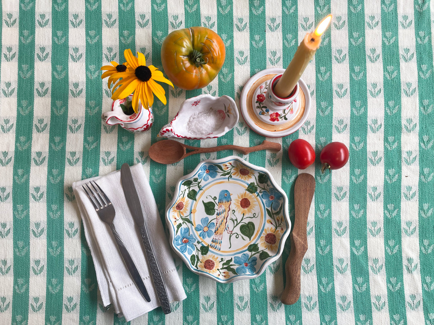 Fluted small plate