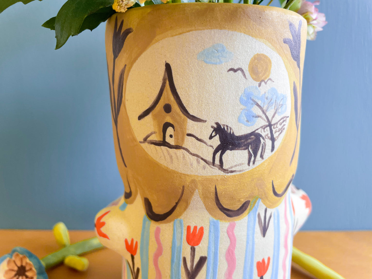 Folk people vase-no hat- medium