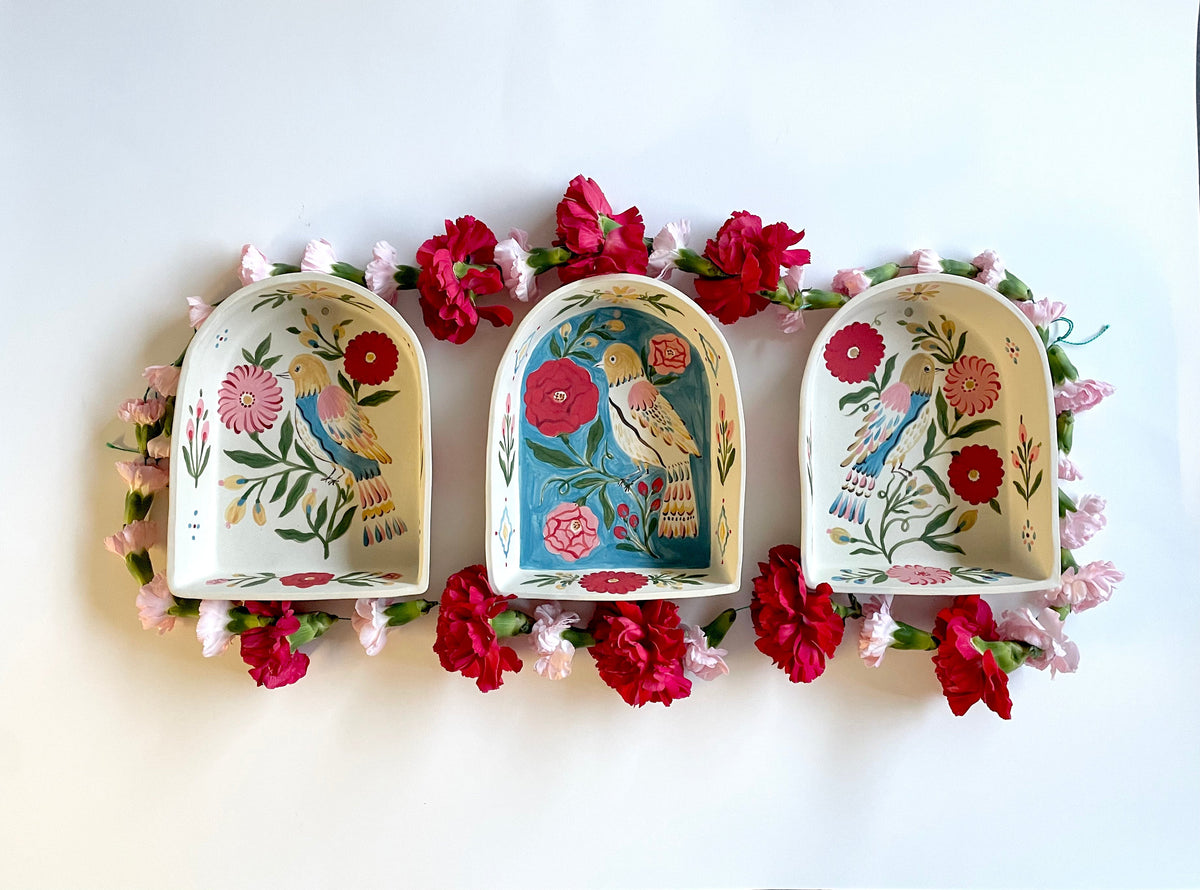 Altars, Sconces & Wall Vases