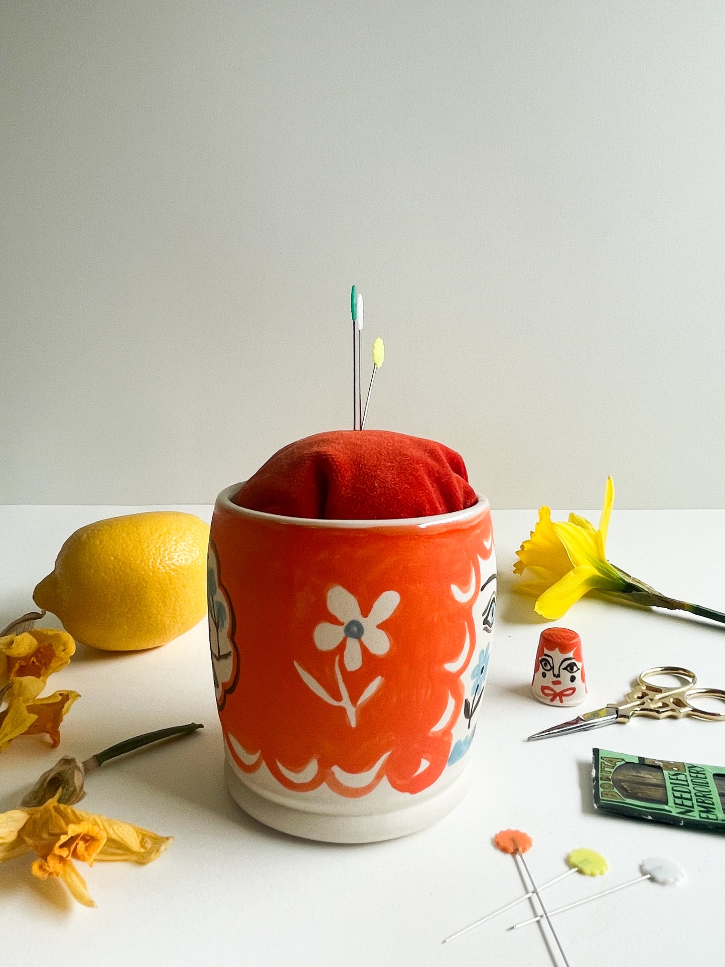 Pin cushion tumbler