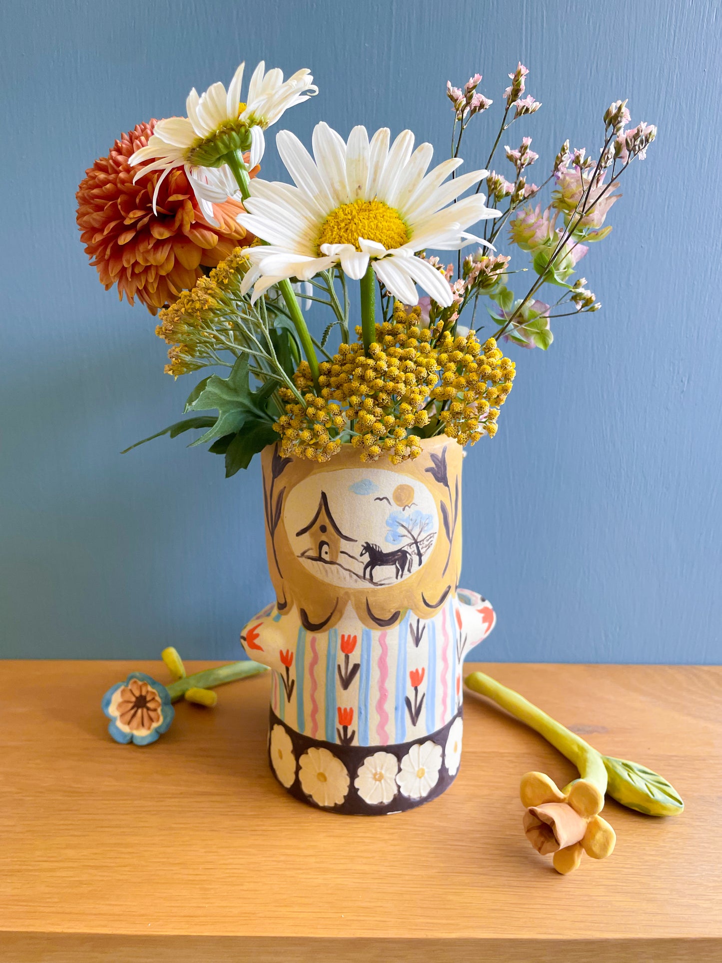 Folk people vase-no hat- medium