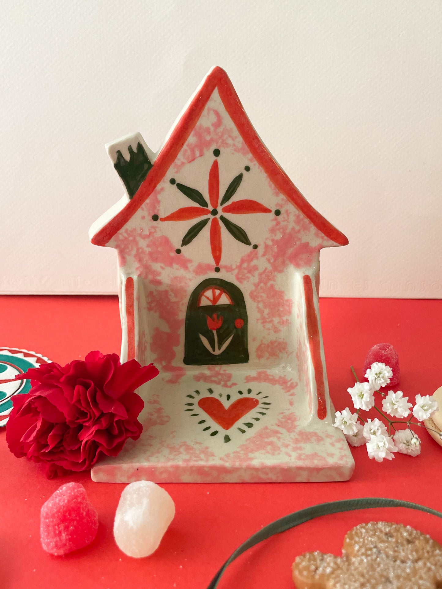 Folk cottage shelf~pink