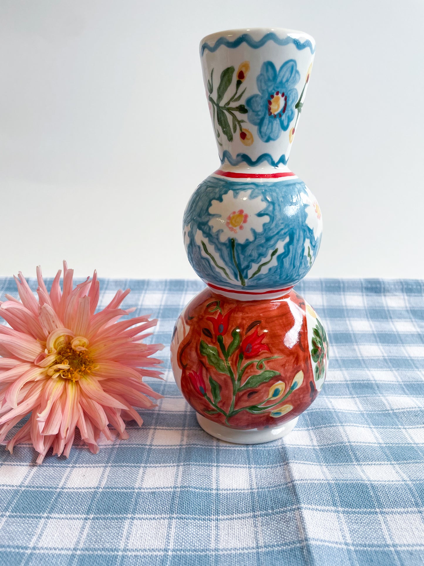 Folk People Vase~majolica