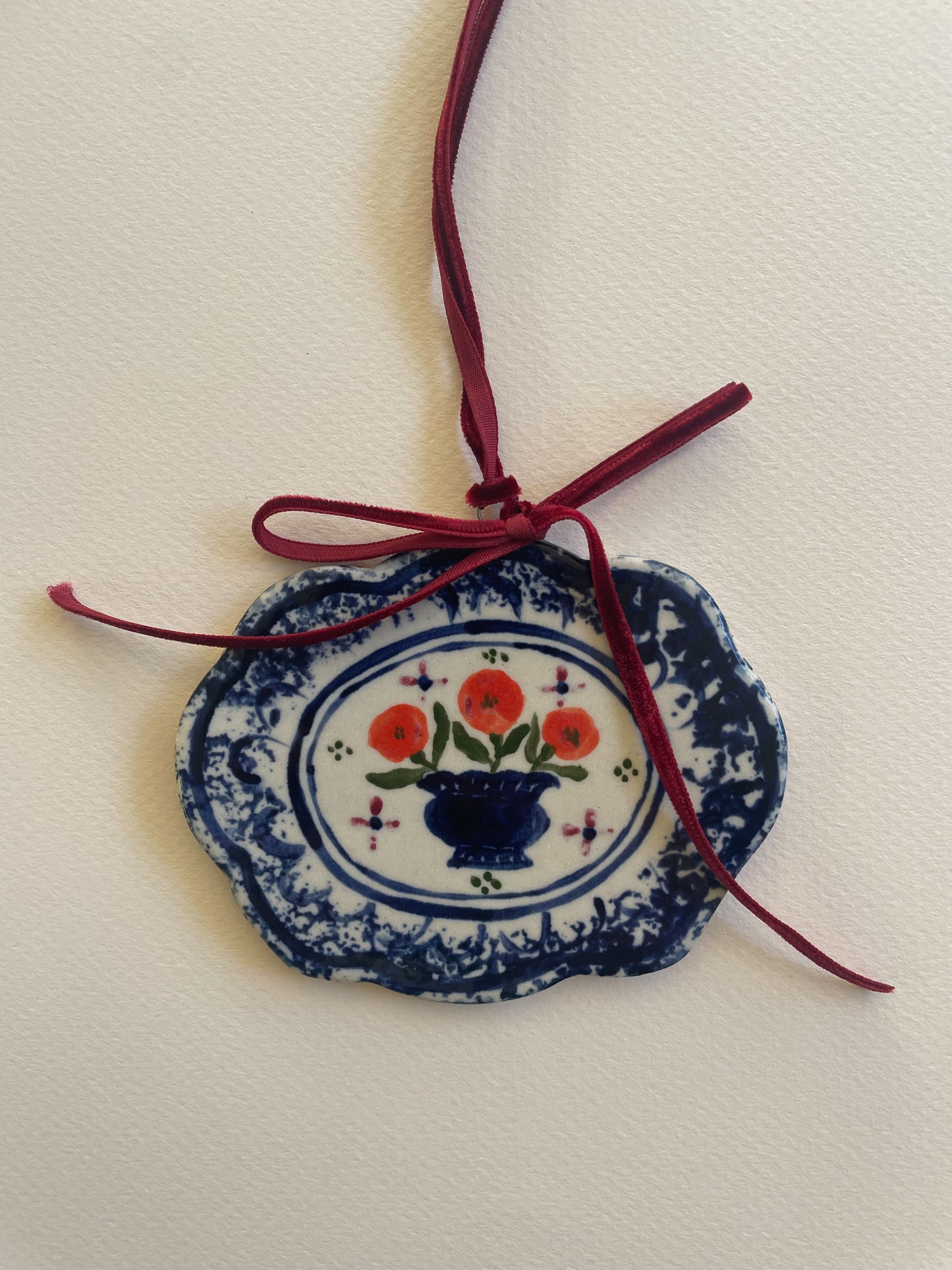 Folk platter ornament