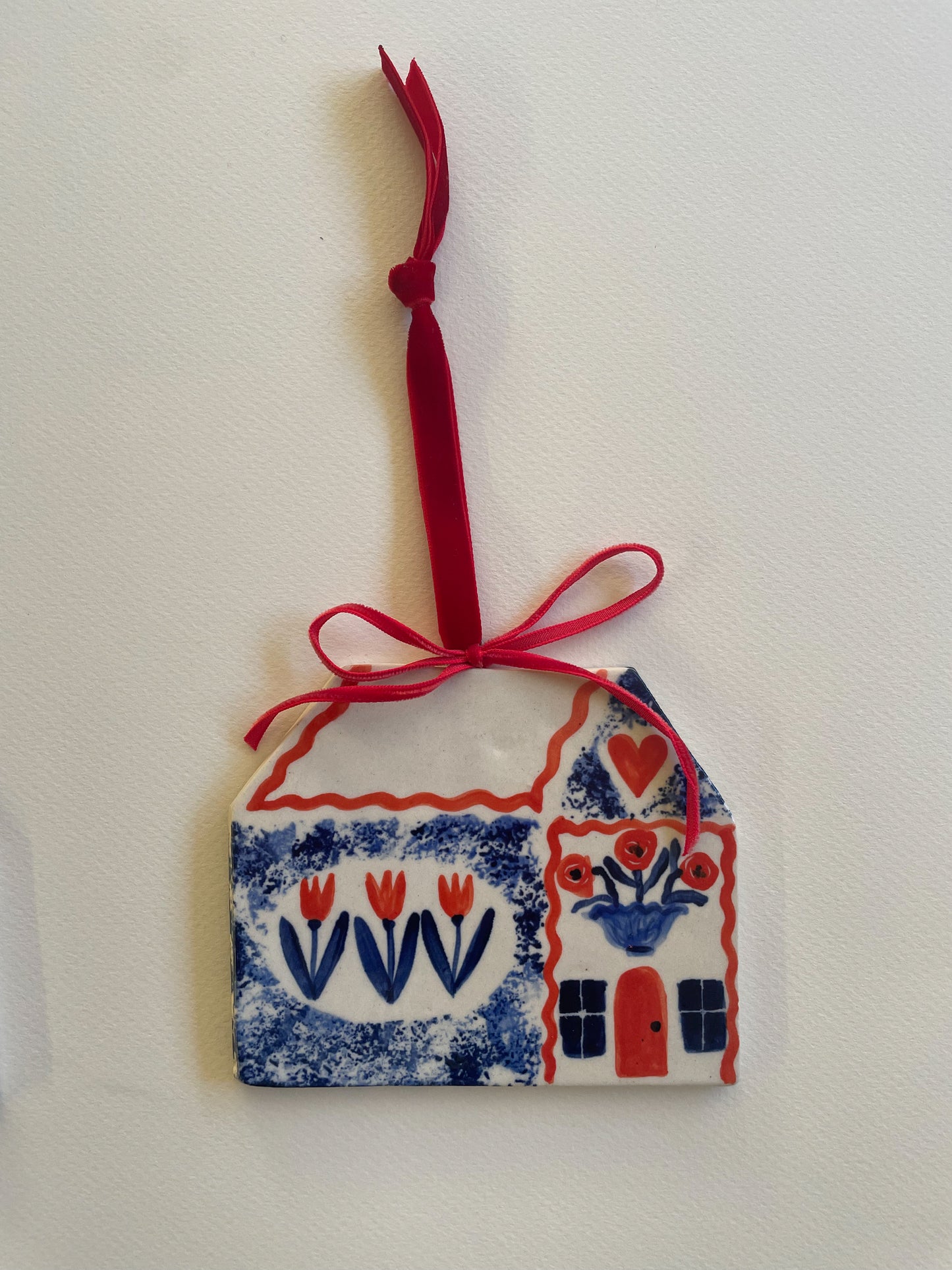 Folk house ornament