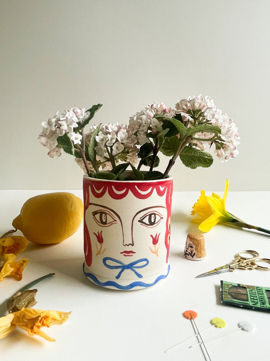 Pin cushion tumbler