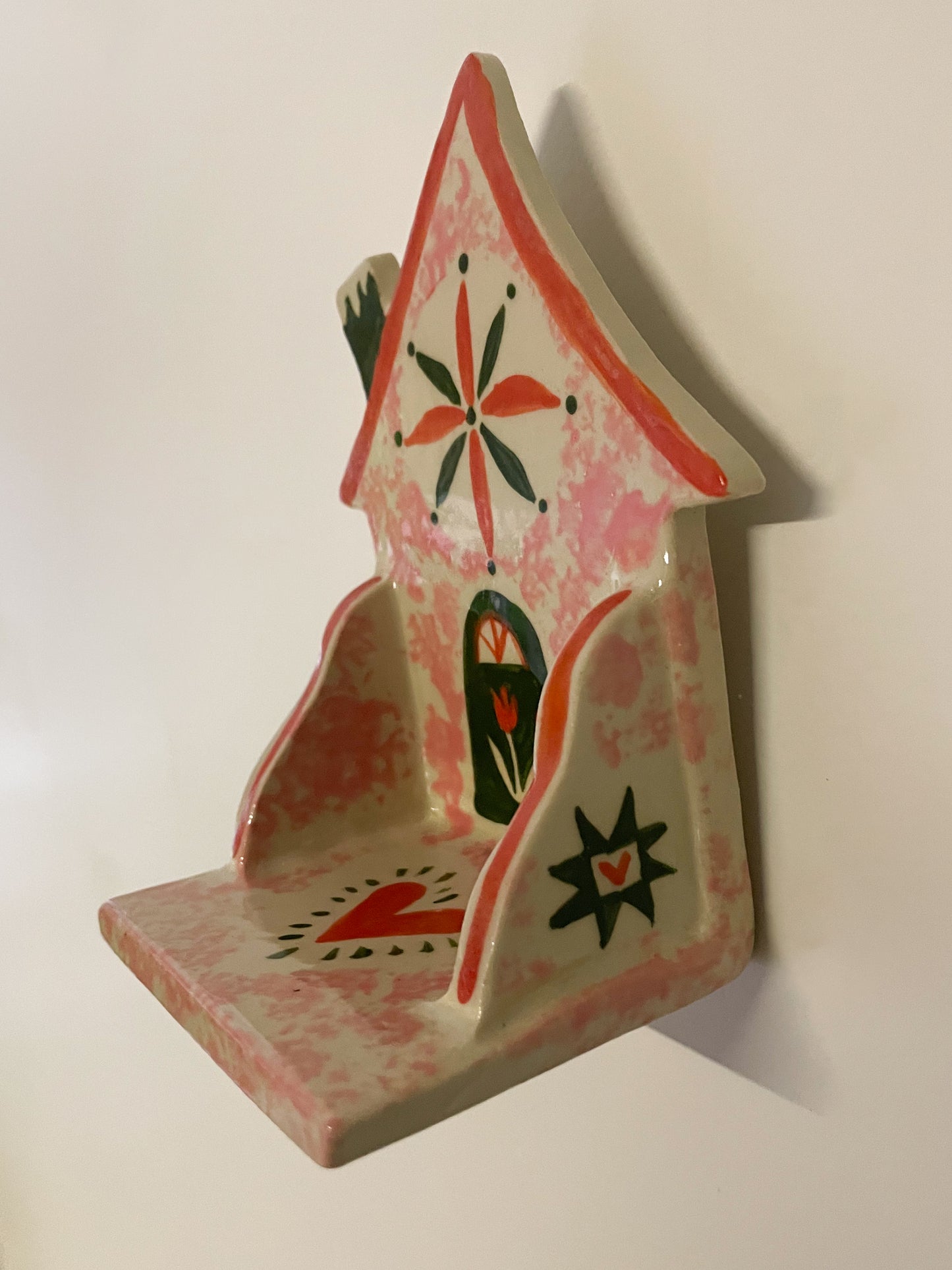 Folk cottage shelf~pink
