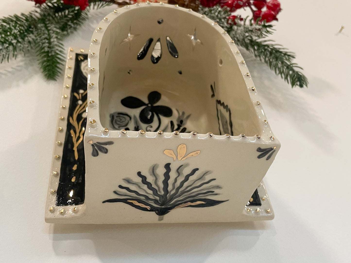 Witches Wall Altar w/22kgold