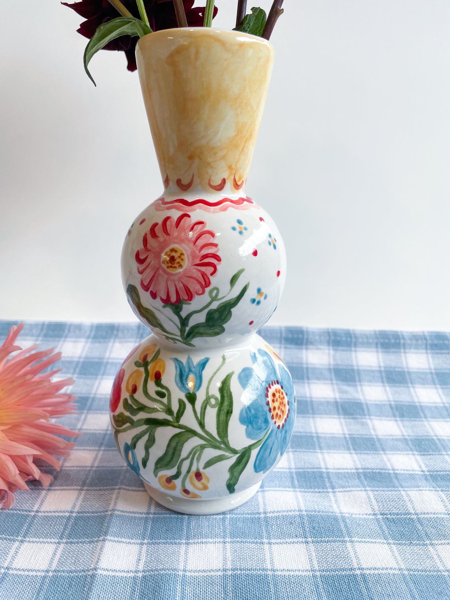 Folk People Vase~majolica
