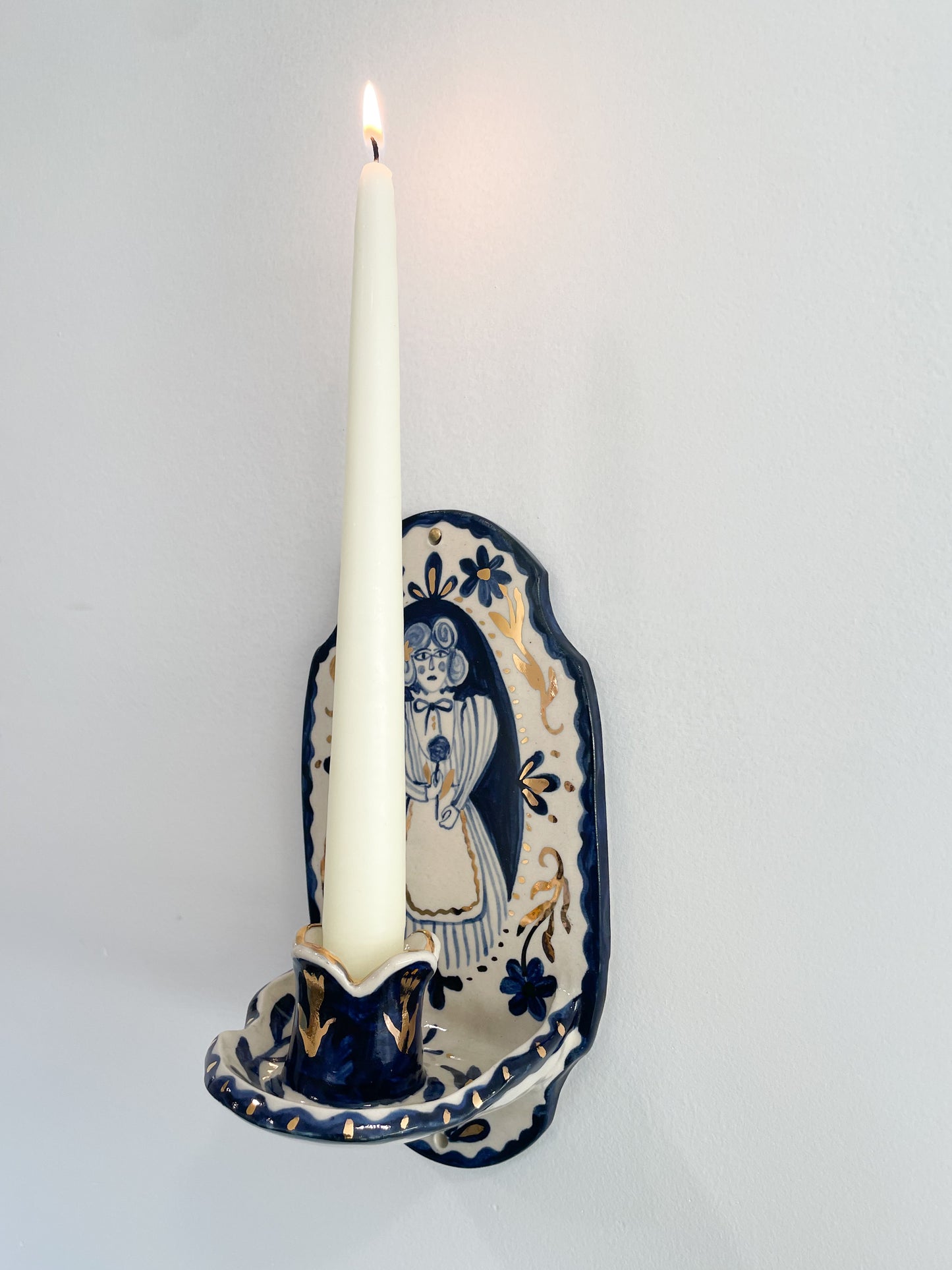 Folk lady wall candle w/22k gold