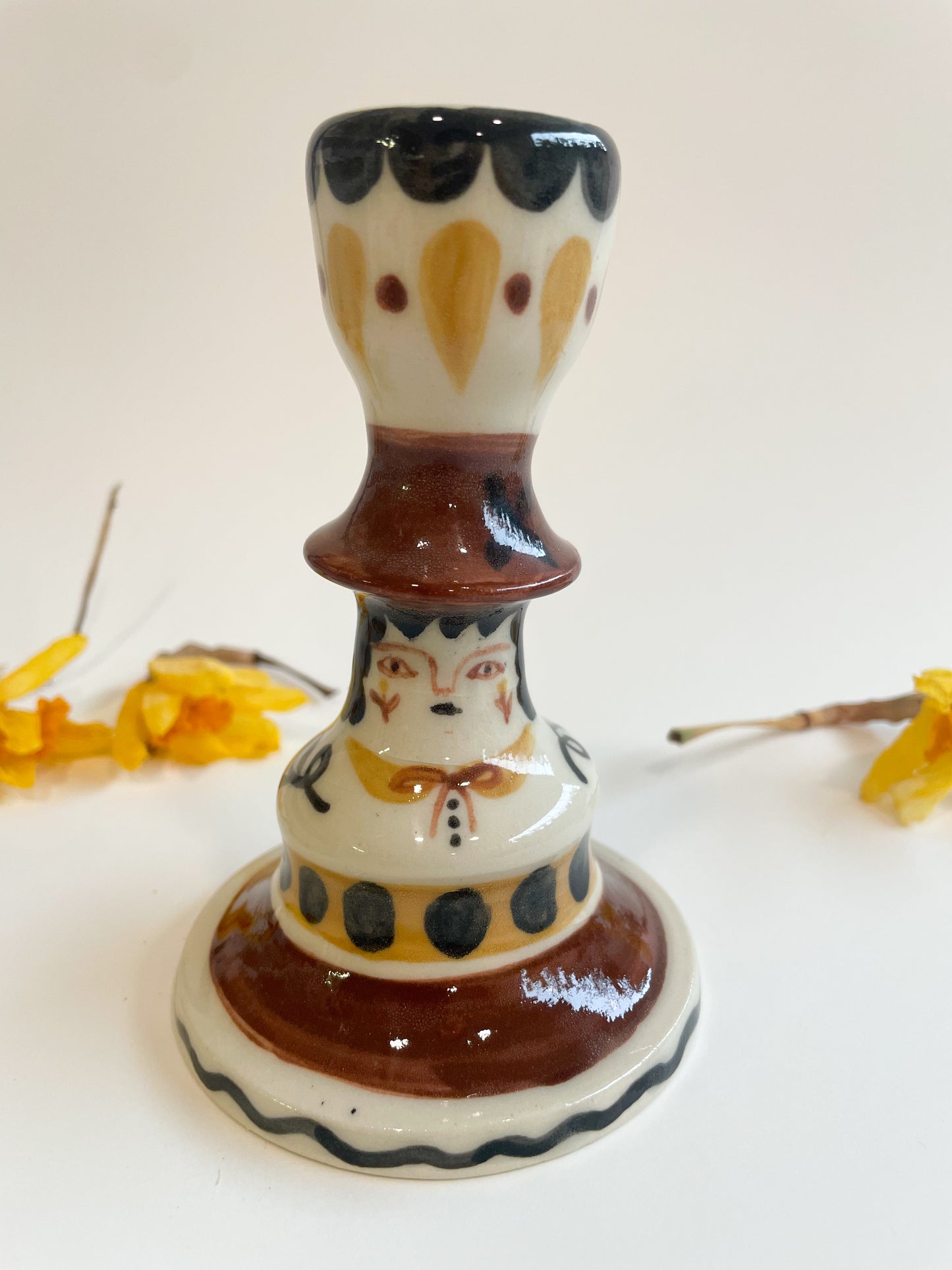 Folk people candlestick *seconds