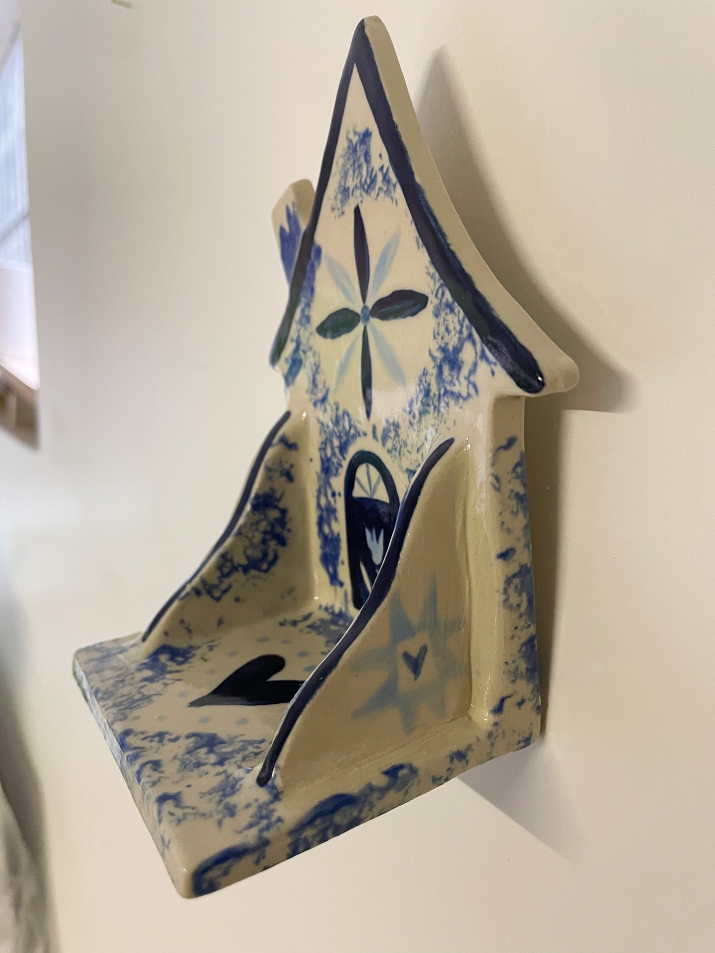 Folk cottage shelf~blue