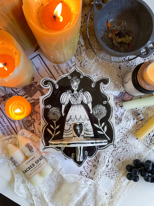 Decorative Wall Sconce~seance