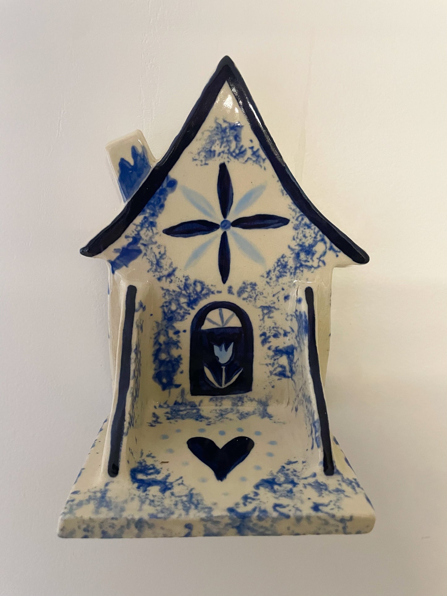 Folk cottage shelf~blue