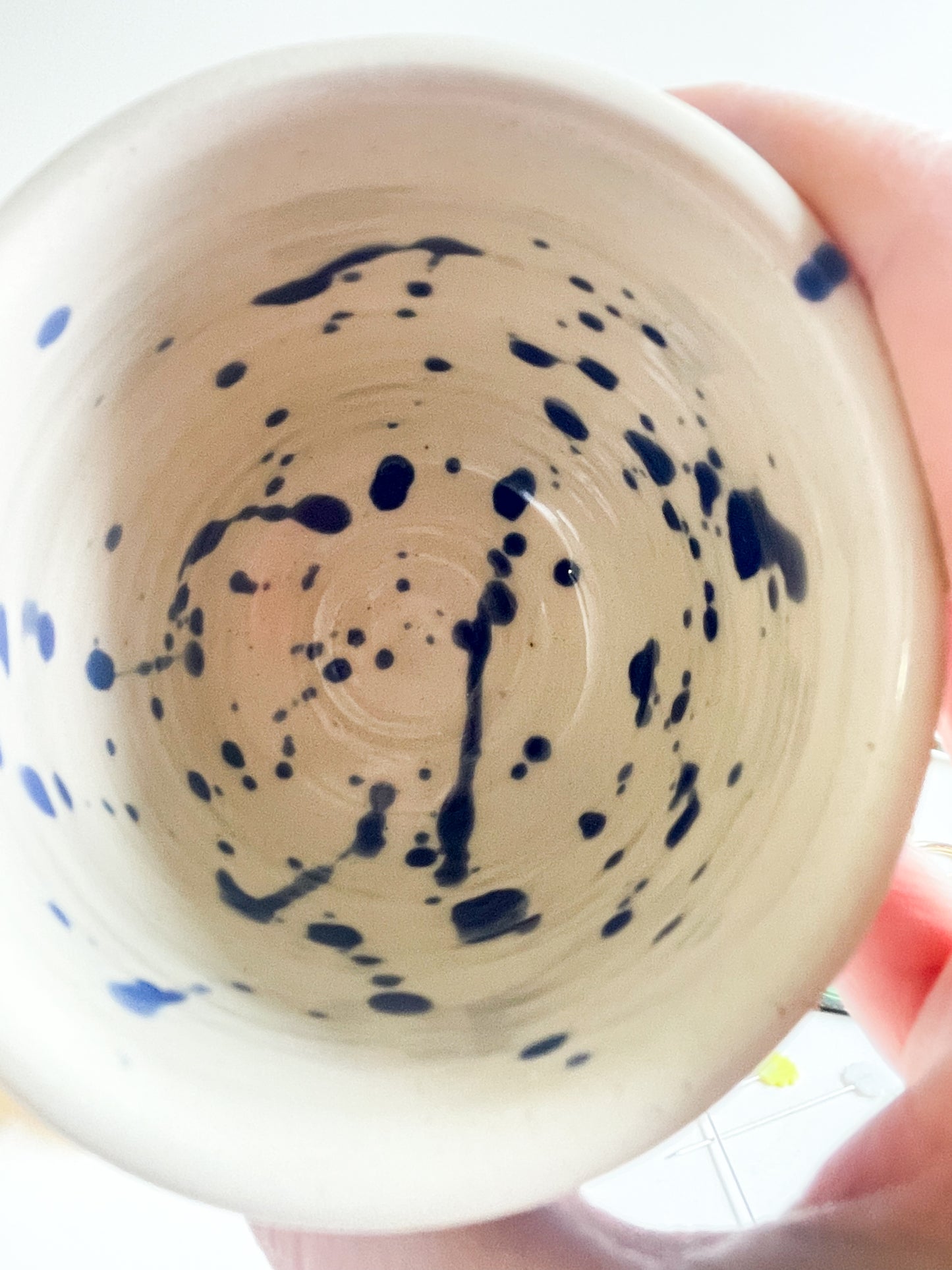 Pin cushion tumbler