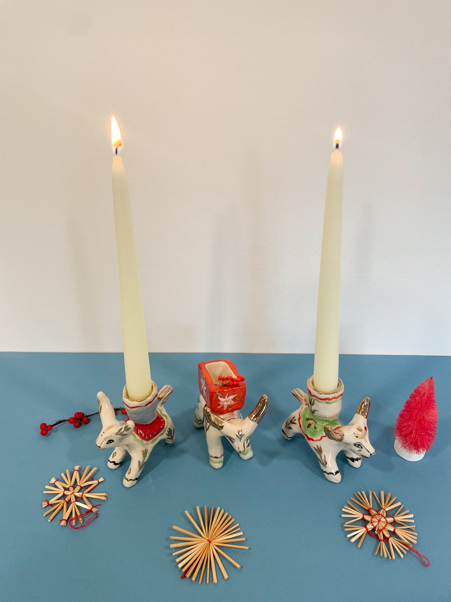 Candelabra set w/match keeper