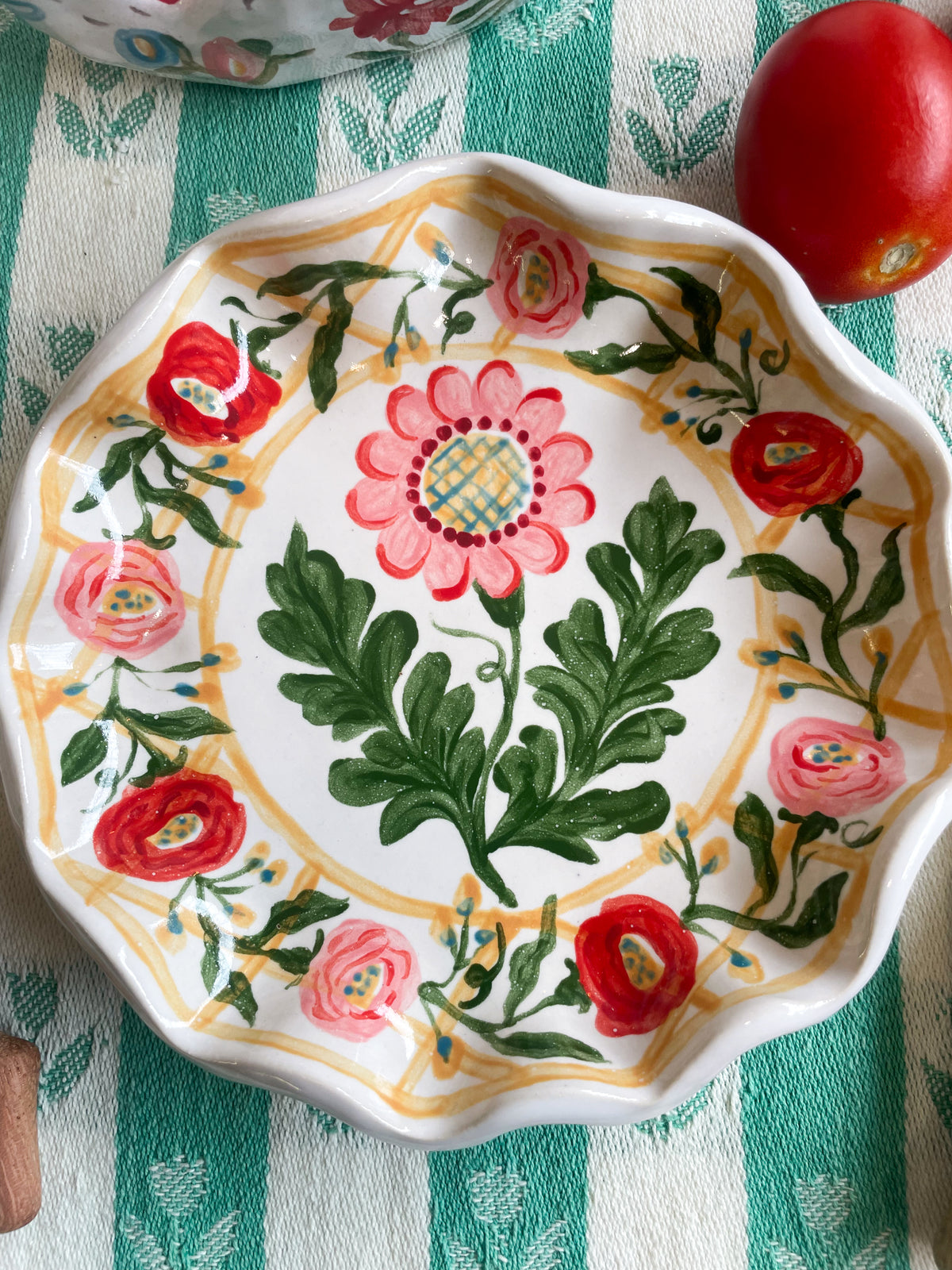 Fluted small plate