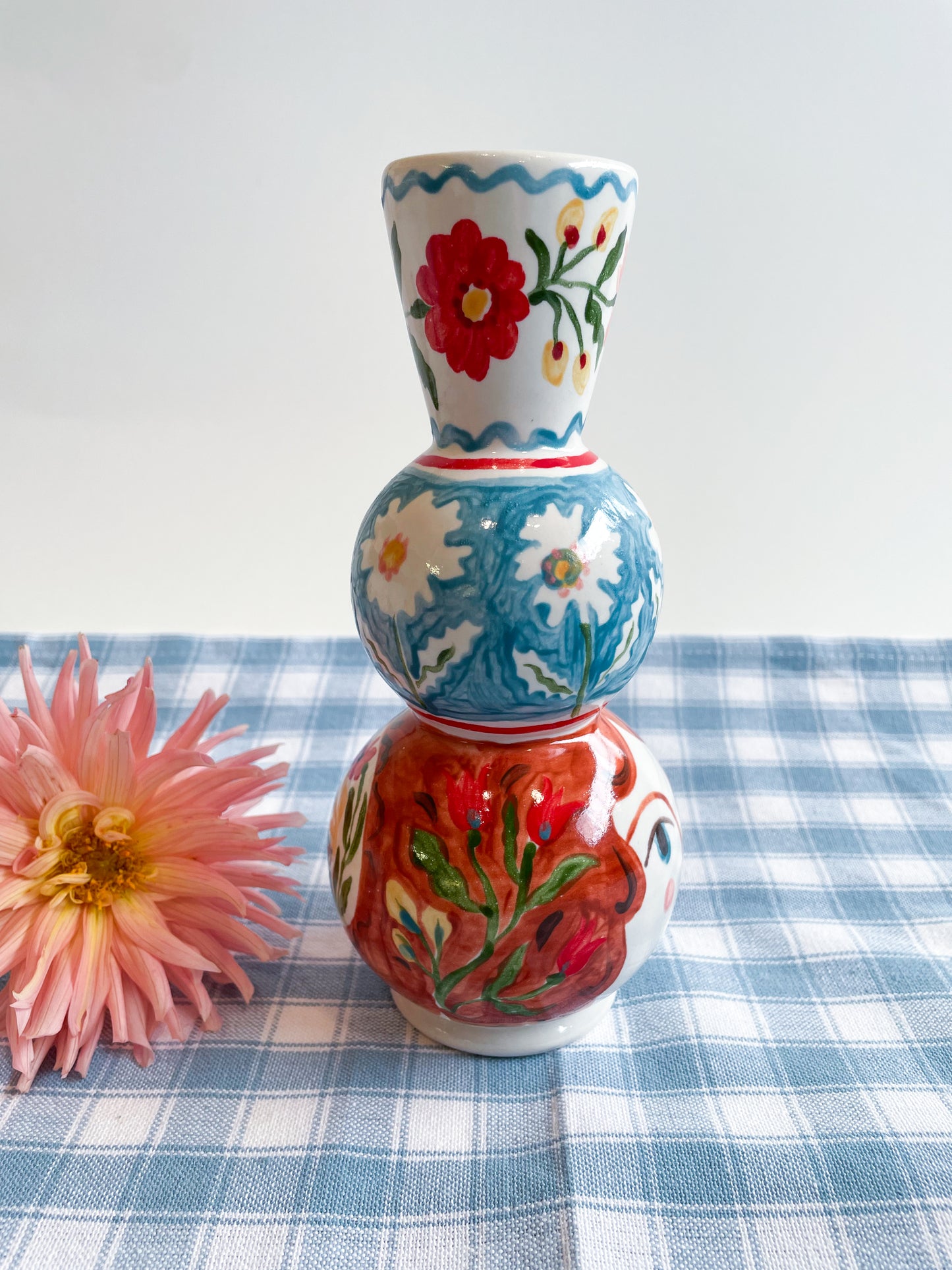 Folk People Vase~majolica