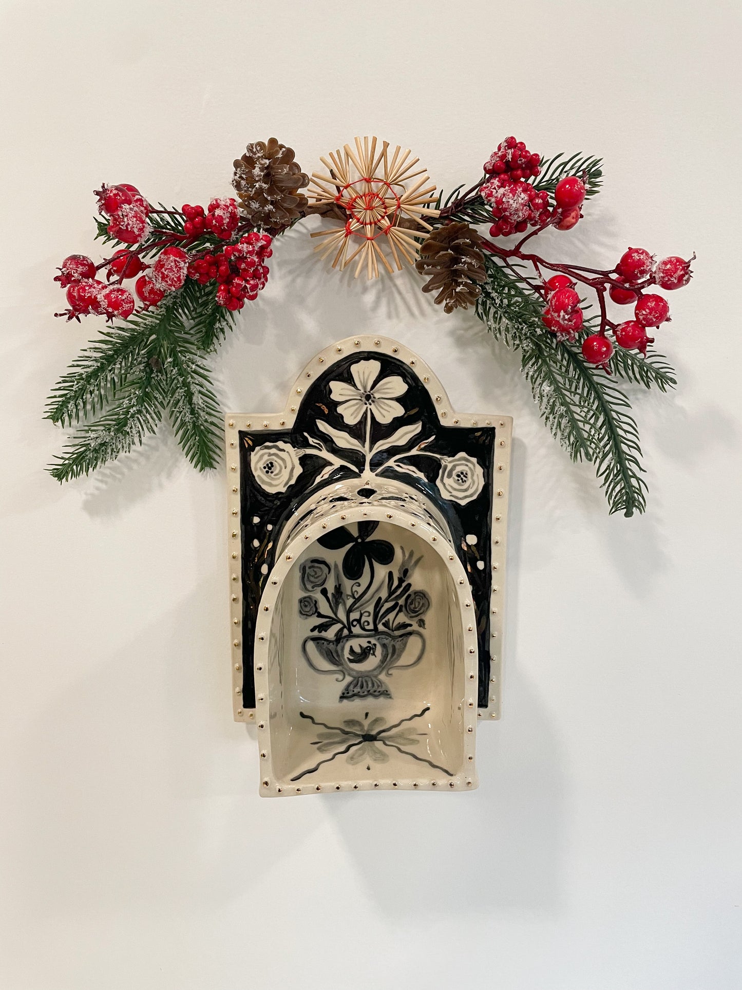 Witches Wall Altar w/22kgold