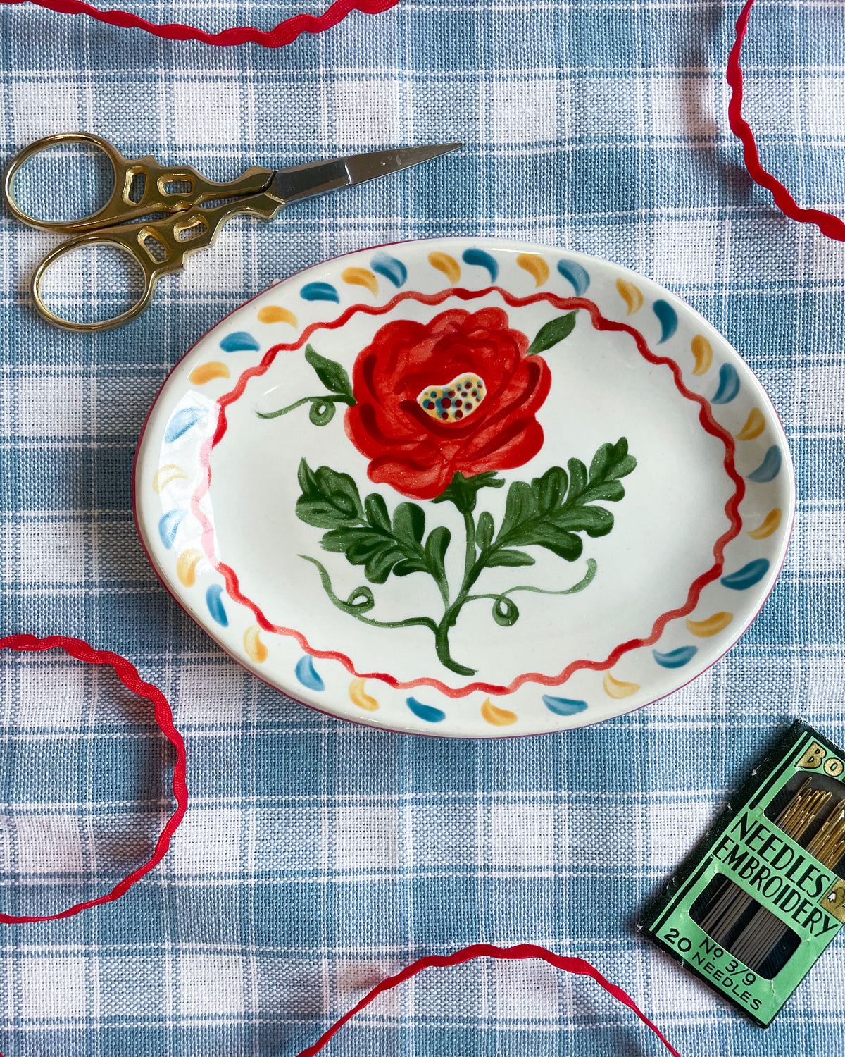 Trinket dish~majolica