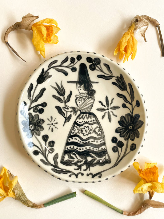 decorative dish