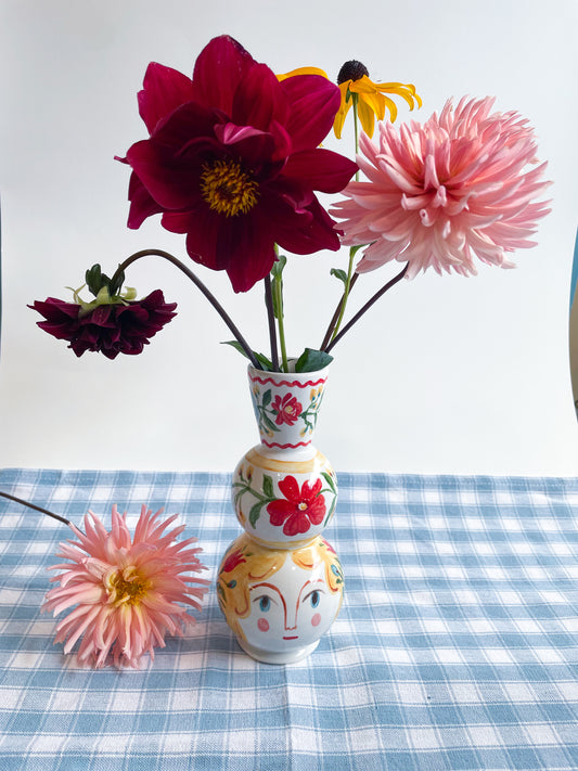 Folk People Vase~majolica