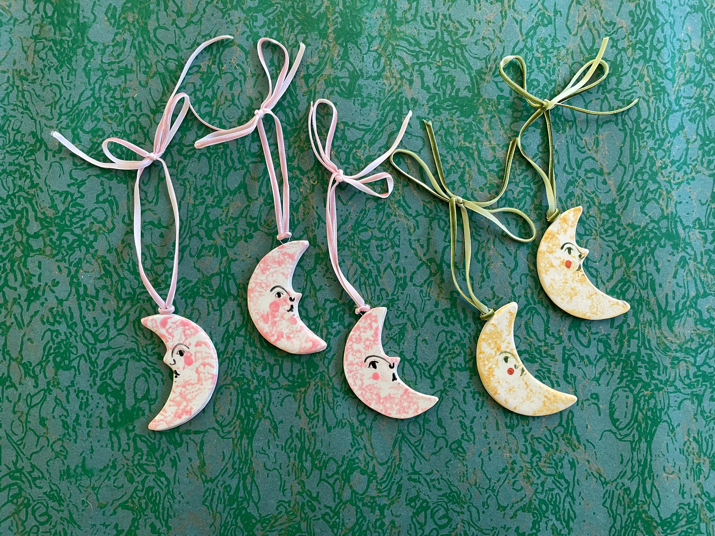 Moon ornament~pink/yellow