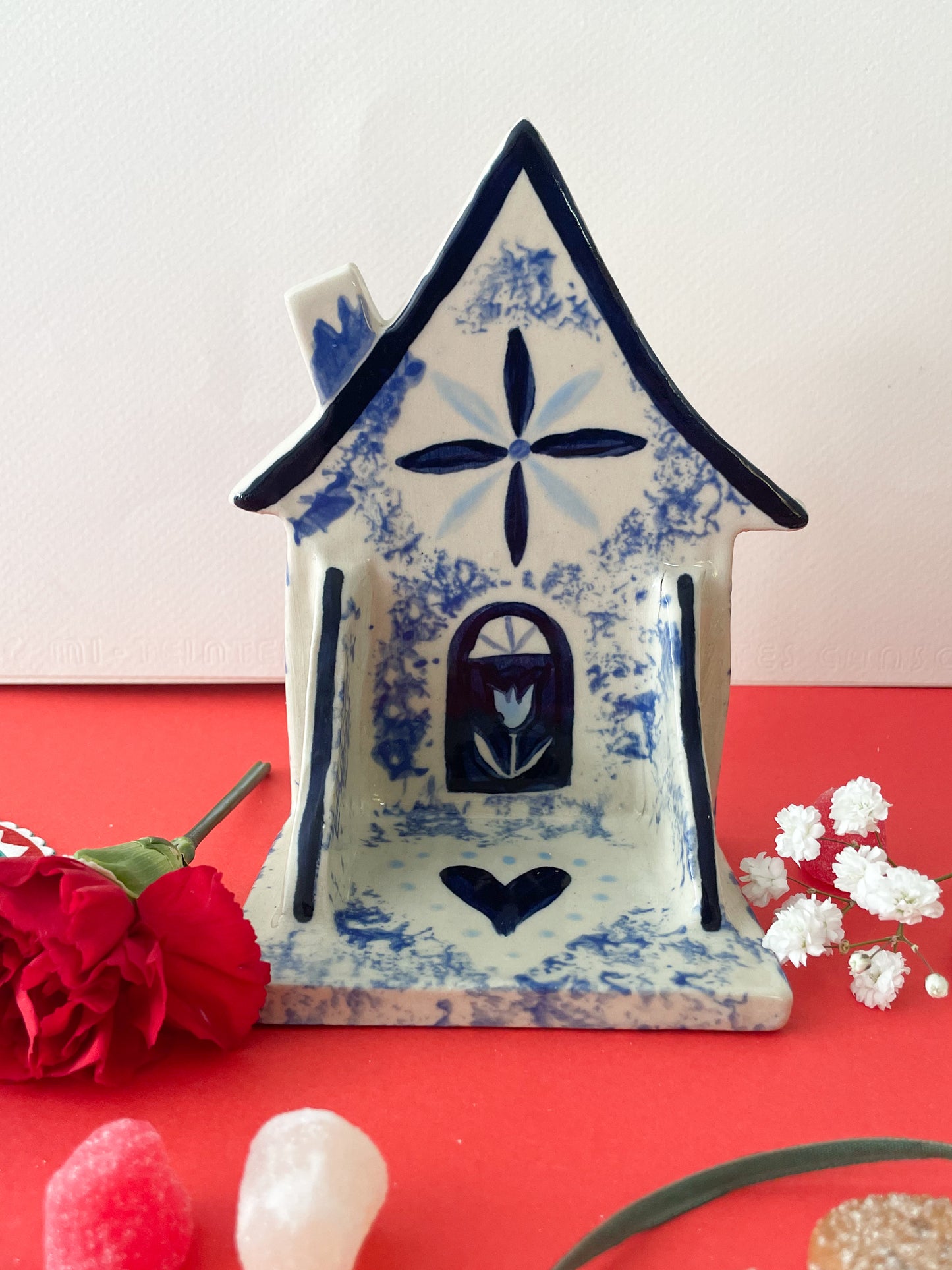 Folk cottage shelf~blue