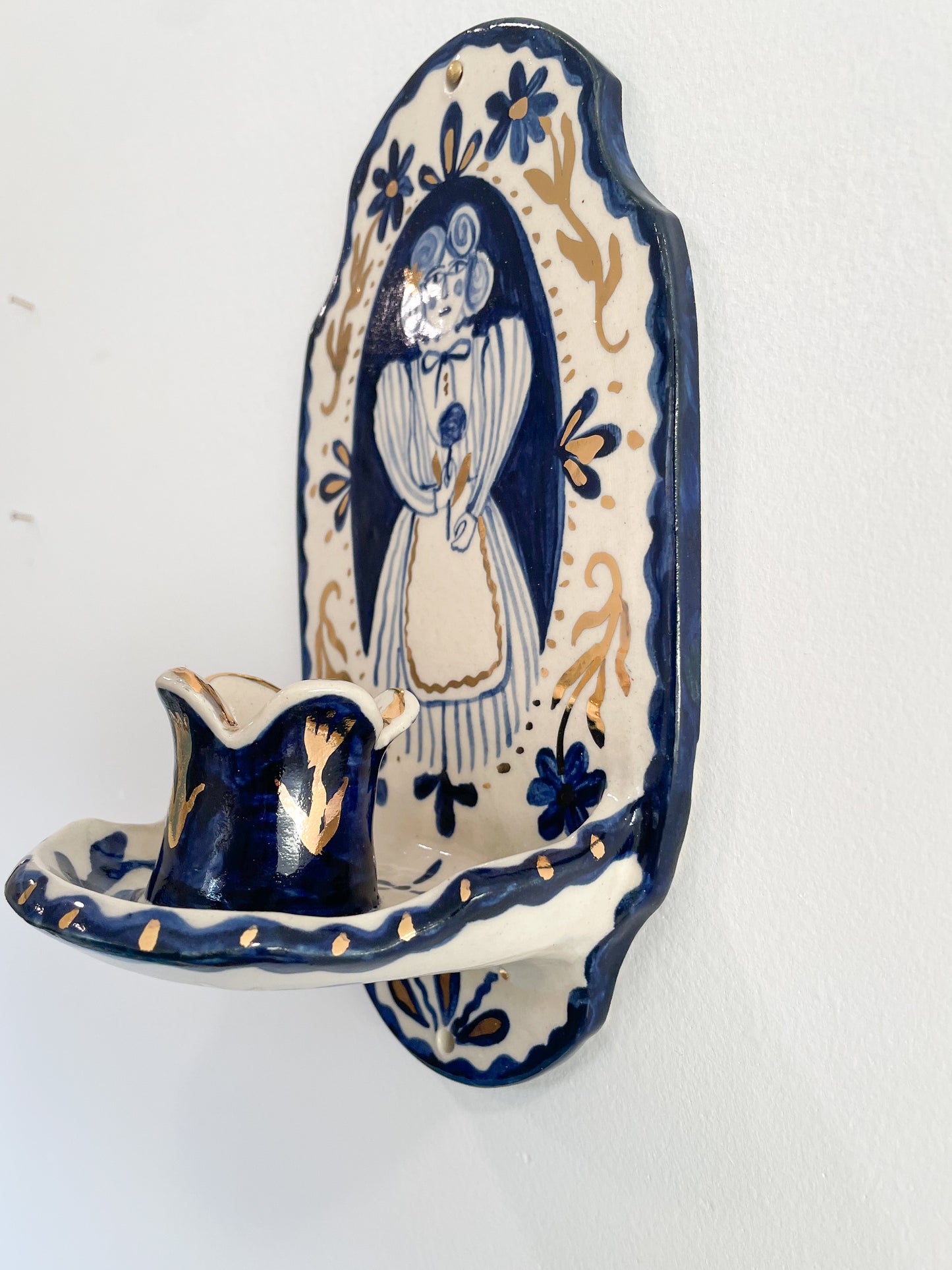 Folk lady wall candle w/22k gold