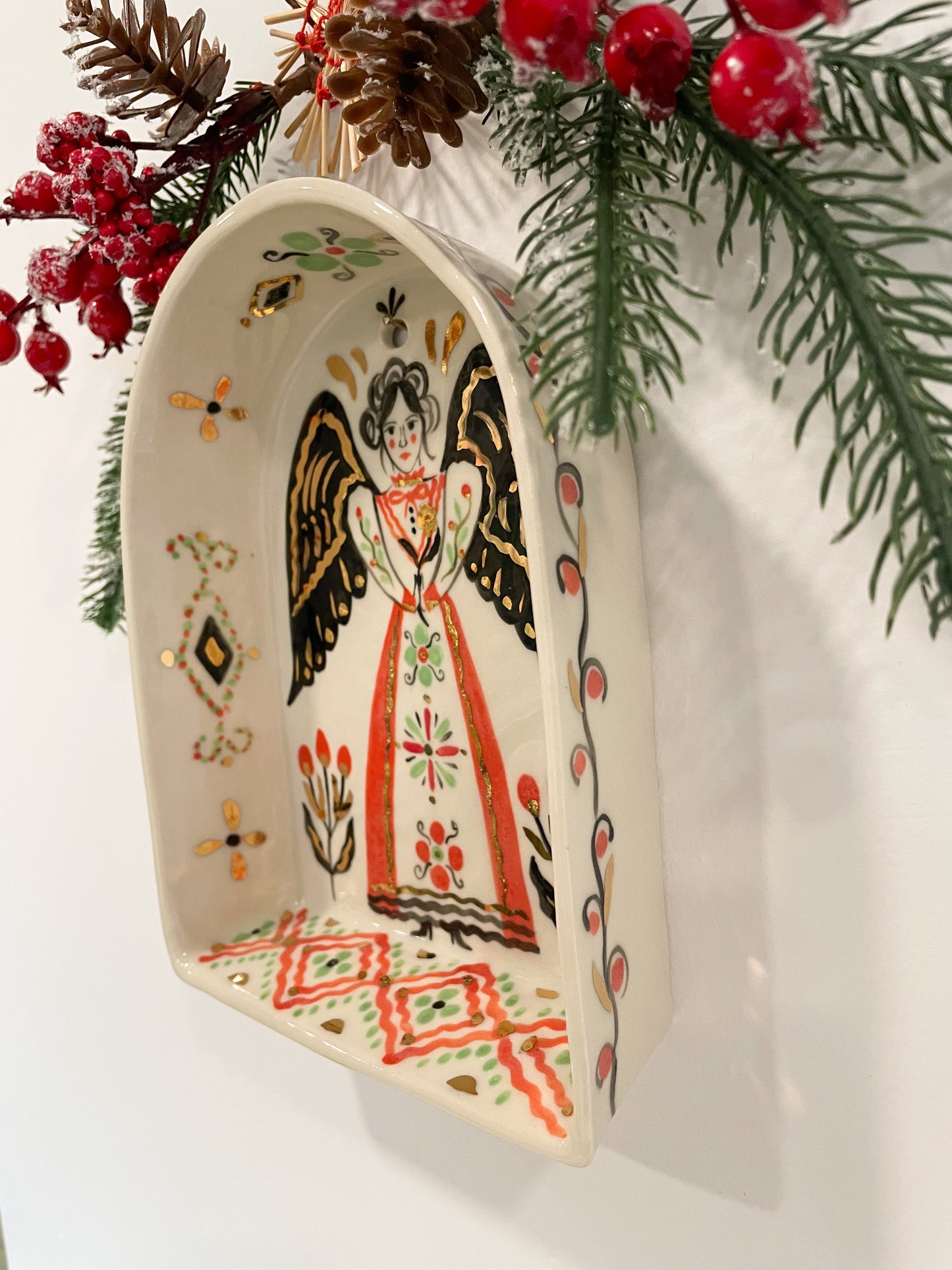 Wall Shrine with 22kgold
